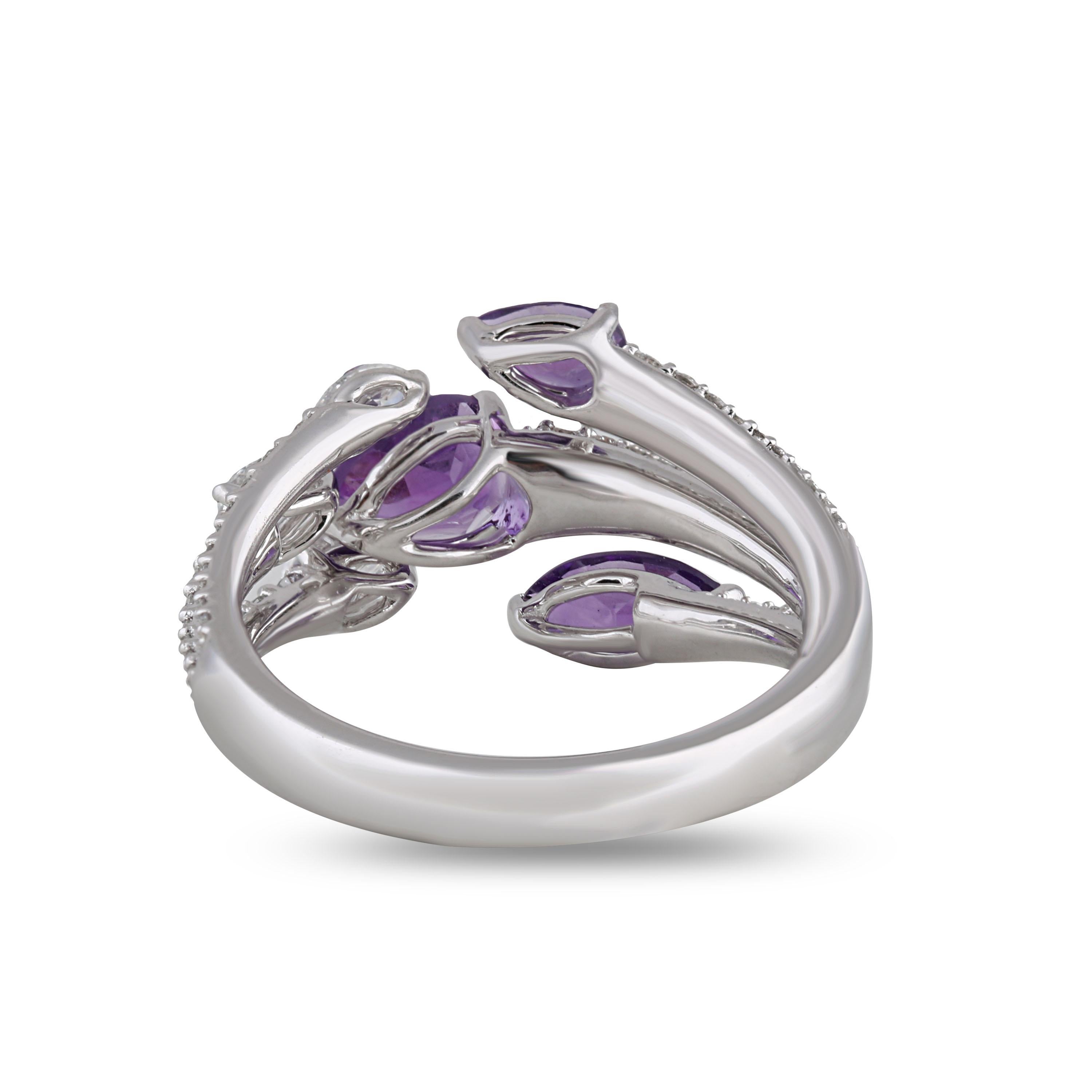 Studio Rêves Trident Amethyst and Diamonds Ring in 18 Karat Gold For Sale 1