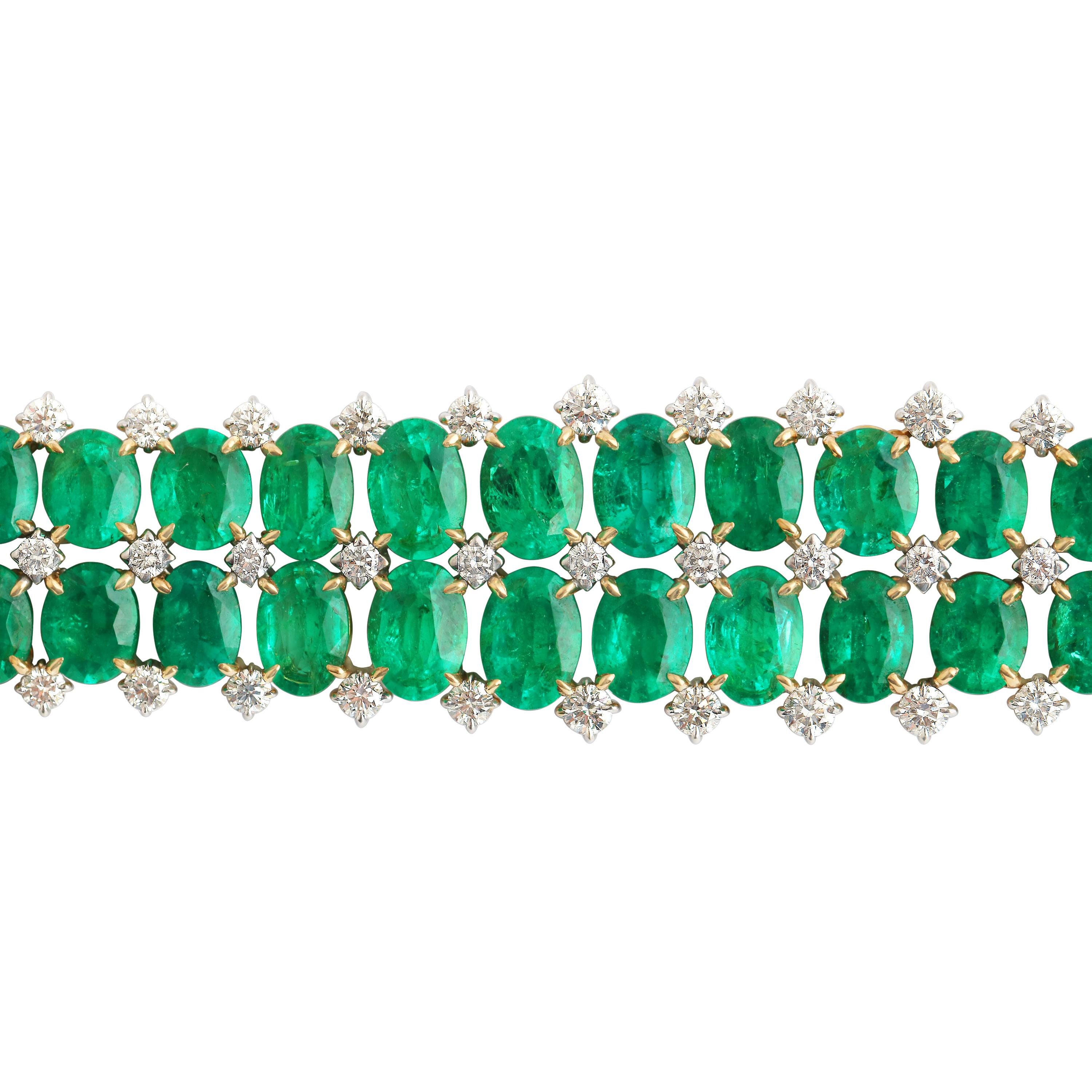 Regal, radiant, and richly layered, the Verdant Crown Tennis Bracelet celebrates the timeless majesty of emeralds in their most opulent form. Two continuous rows of lush oval emeralds (28.70 cts) create a vivid green tapestry, each gem held in warm