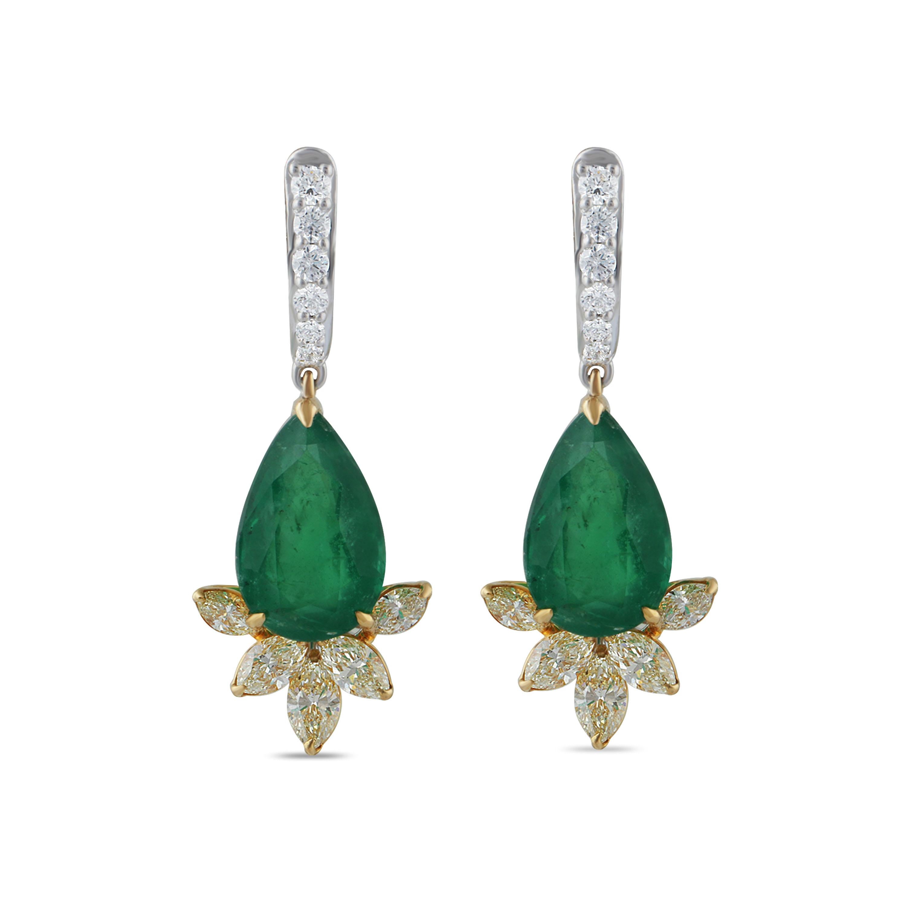 Women's Studio Rêves Yellow Marquise and Emeralds Drop Earrings in 18 Karat Gold For Sale