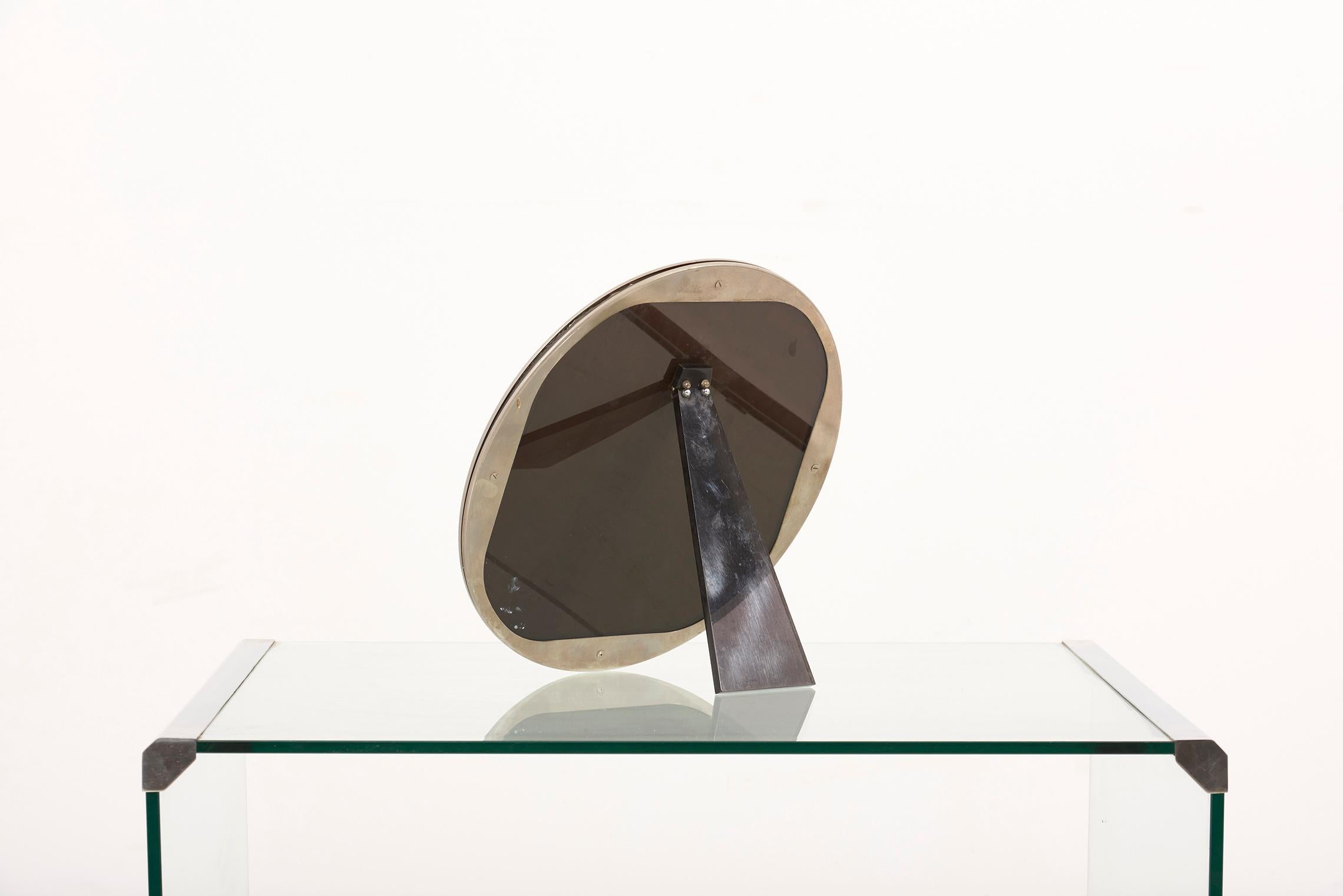 Table ou miroir de vanité de Studio Silva, années 1950 
Le miroir est signé Studio Silver au dos.