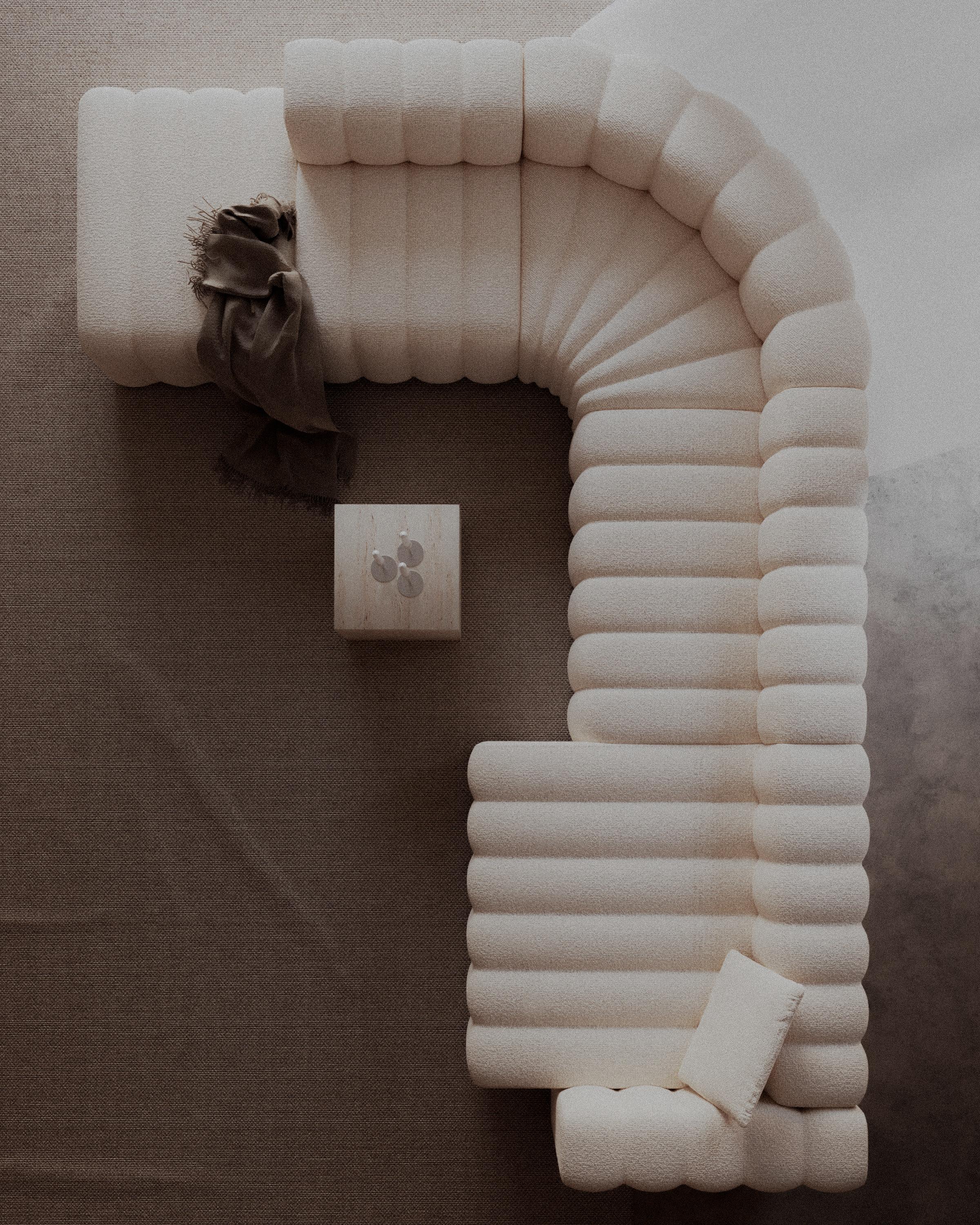 Canapé de studio par Kristian Hansen & Tommy Hyldahl pour Nor11

Module large avec accoudoir court à droite
Dimensions : L. 153 cm / P. 130 cm / H. 70cm / Siège H 47cm 

Barnum 7 (tapisserie d'ameublement dans l'image)

Canapé modulable : assemblez