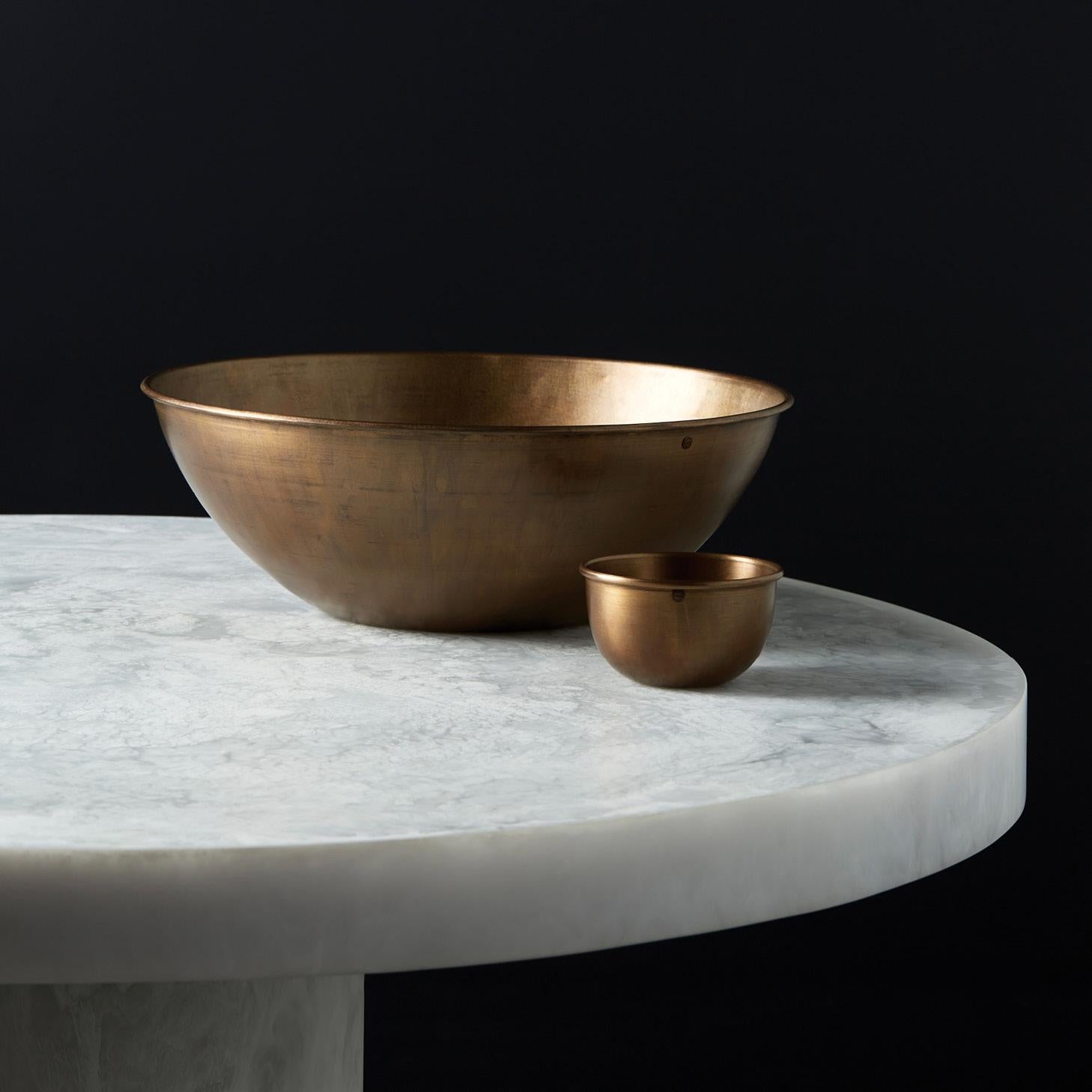 Modern Studio Sturdy – Rolled Edge Brass Bowl – 18