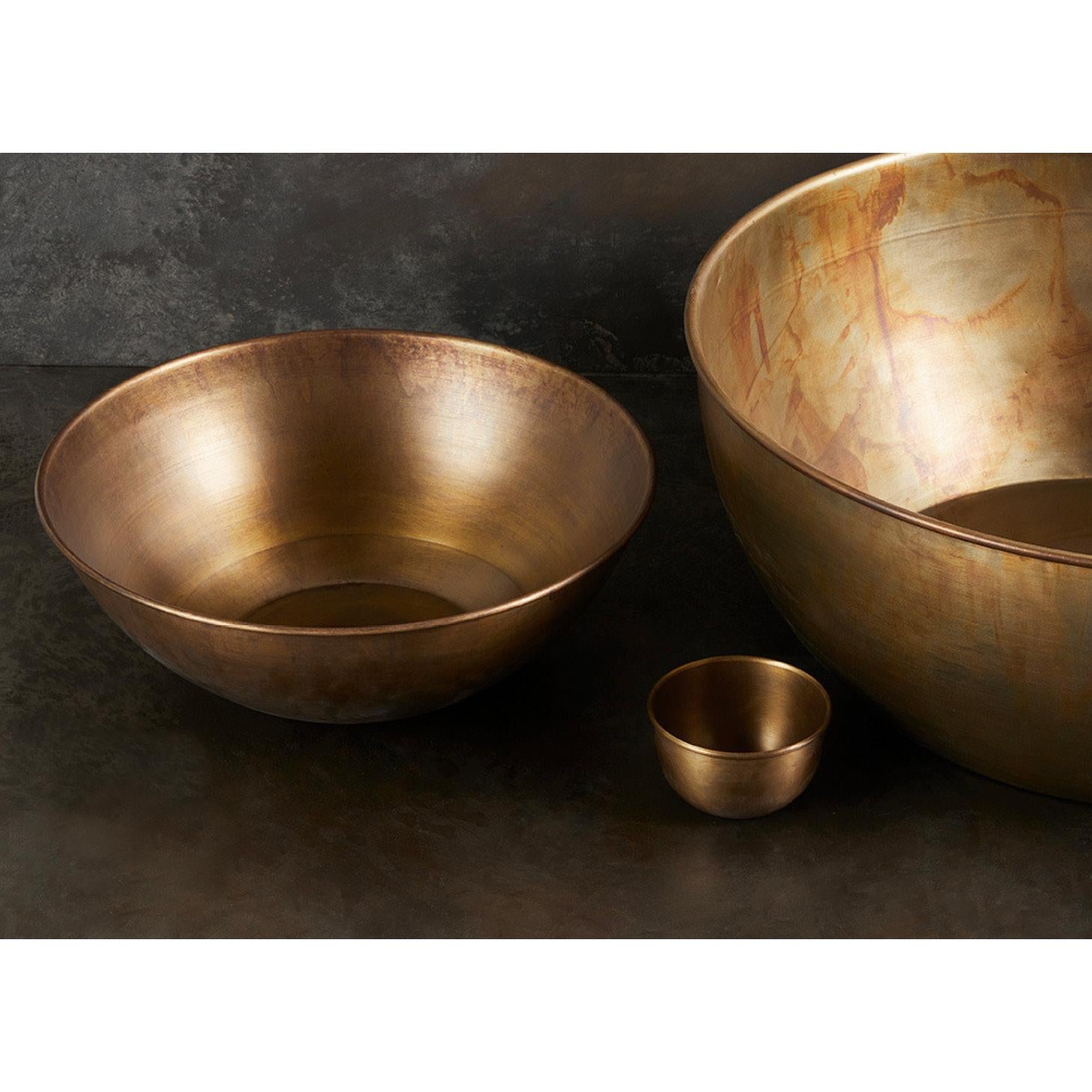 Canadian Studio Sturdy – Rolled Edge Brass Bowl – 18