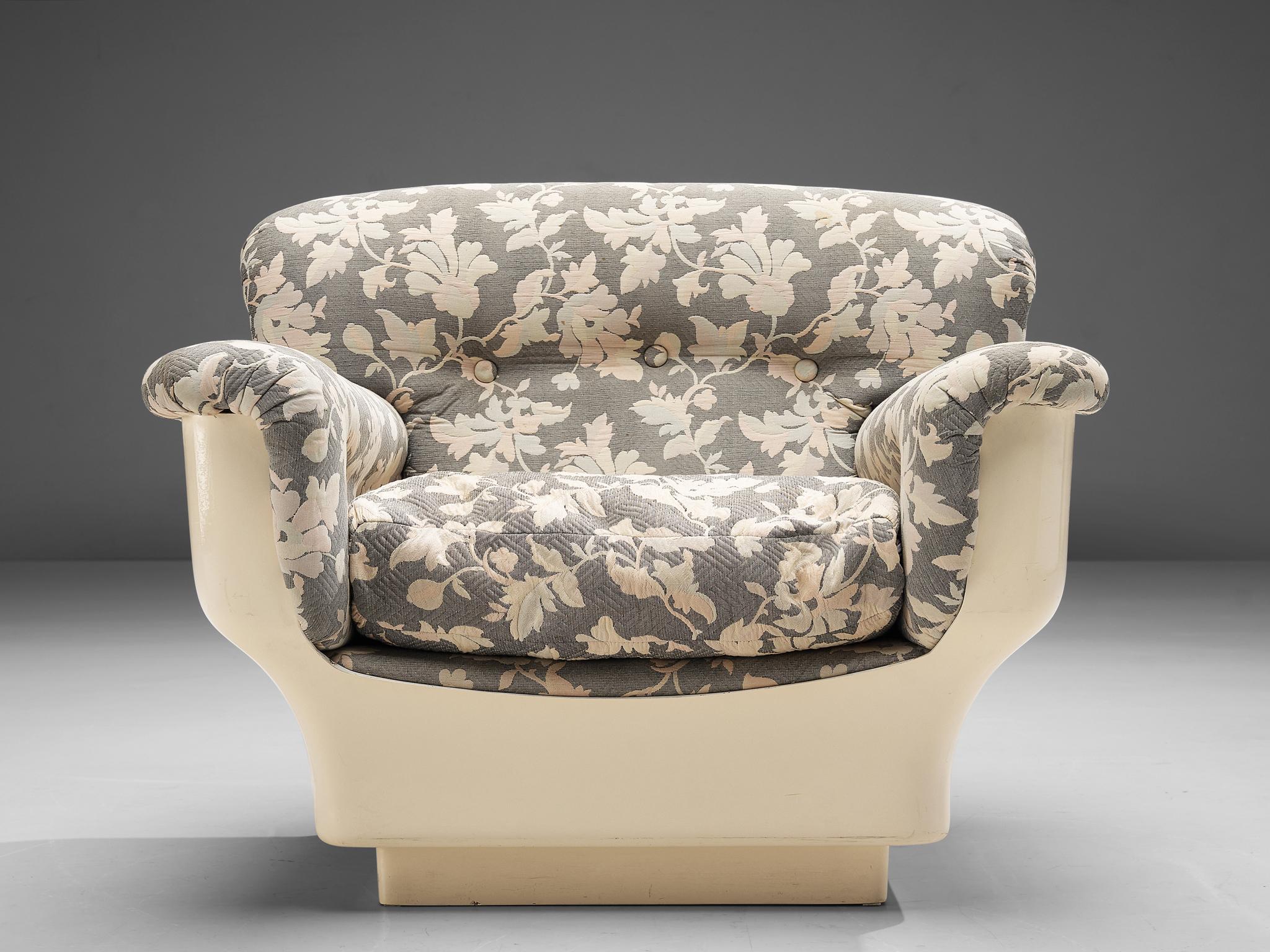 Late 20th Century Studio Tecnico for Mobilquattro Lounge Chairs in Floral Upholstery