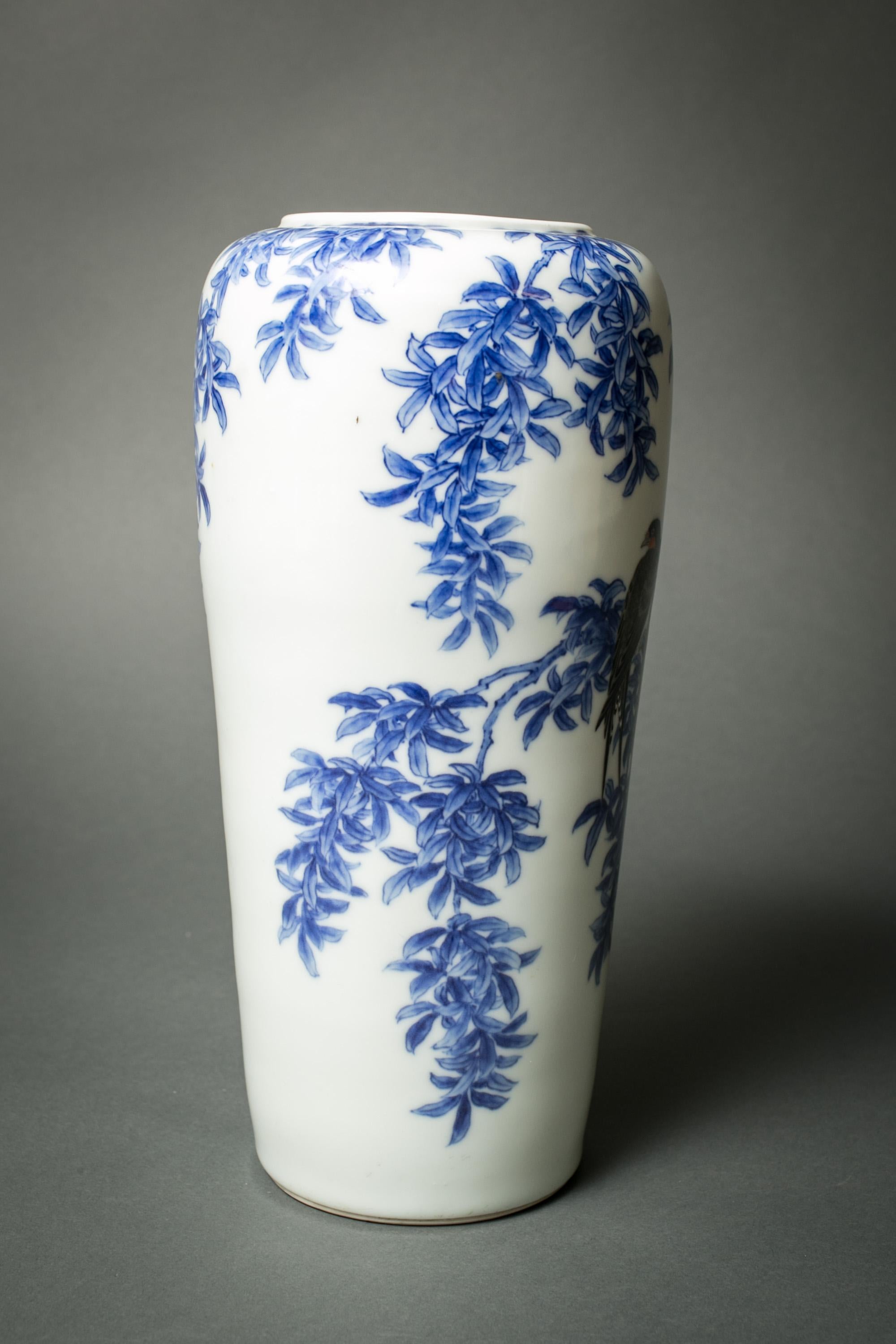 Hand-Painted Studio Vase of Willow Tree and Swallows, by Makuzu Kozan (1842 -1916)