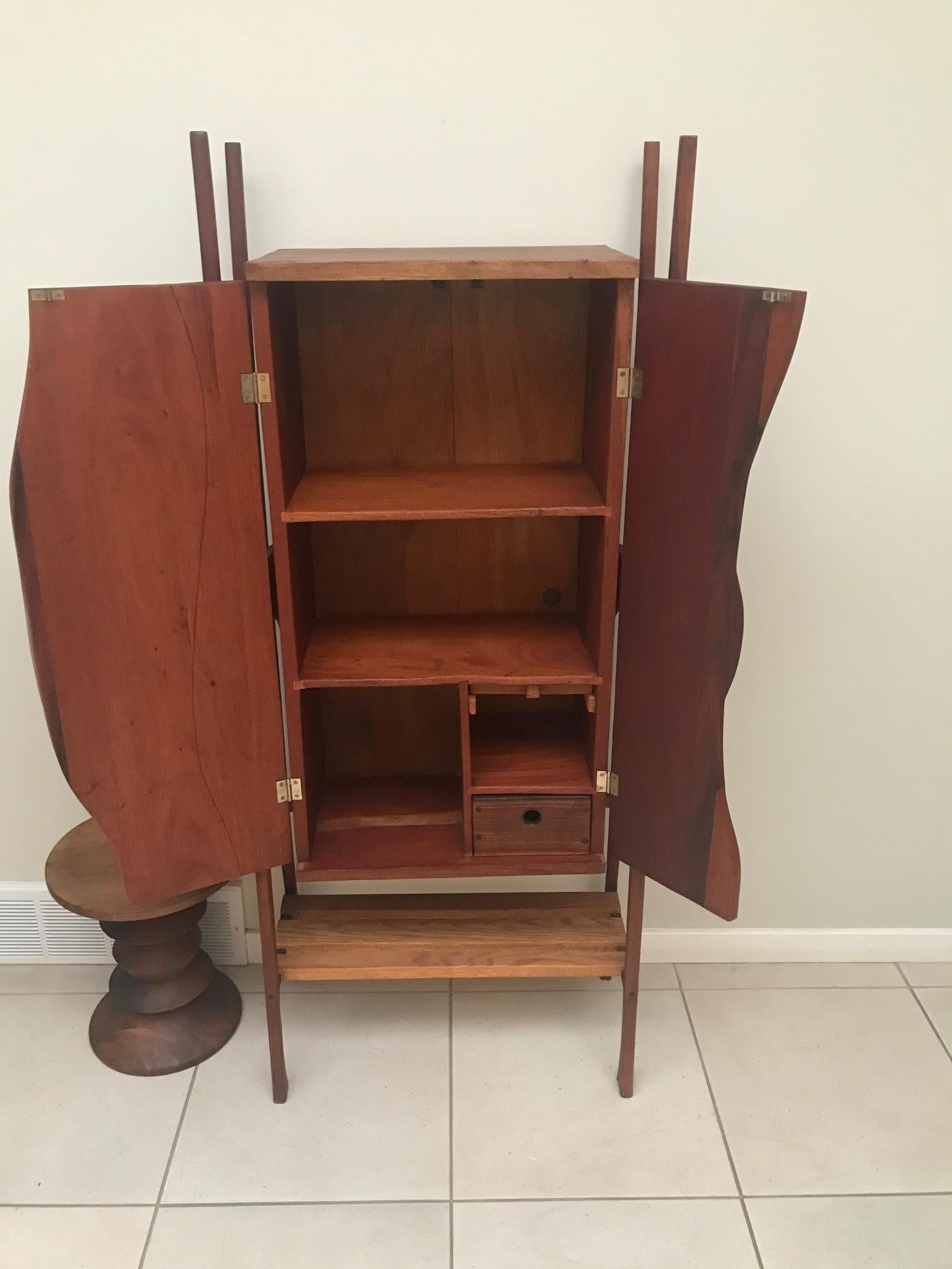 Studio Vintage 1970s Sculptural Mid Century Tall Wood Cabinet Made in Mexico  (Mexikanisch)