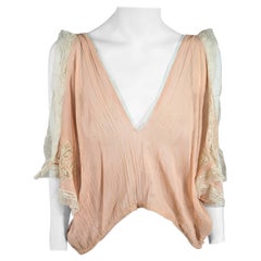 Studio VL Top in batista con inserti in pizzo convertito