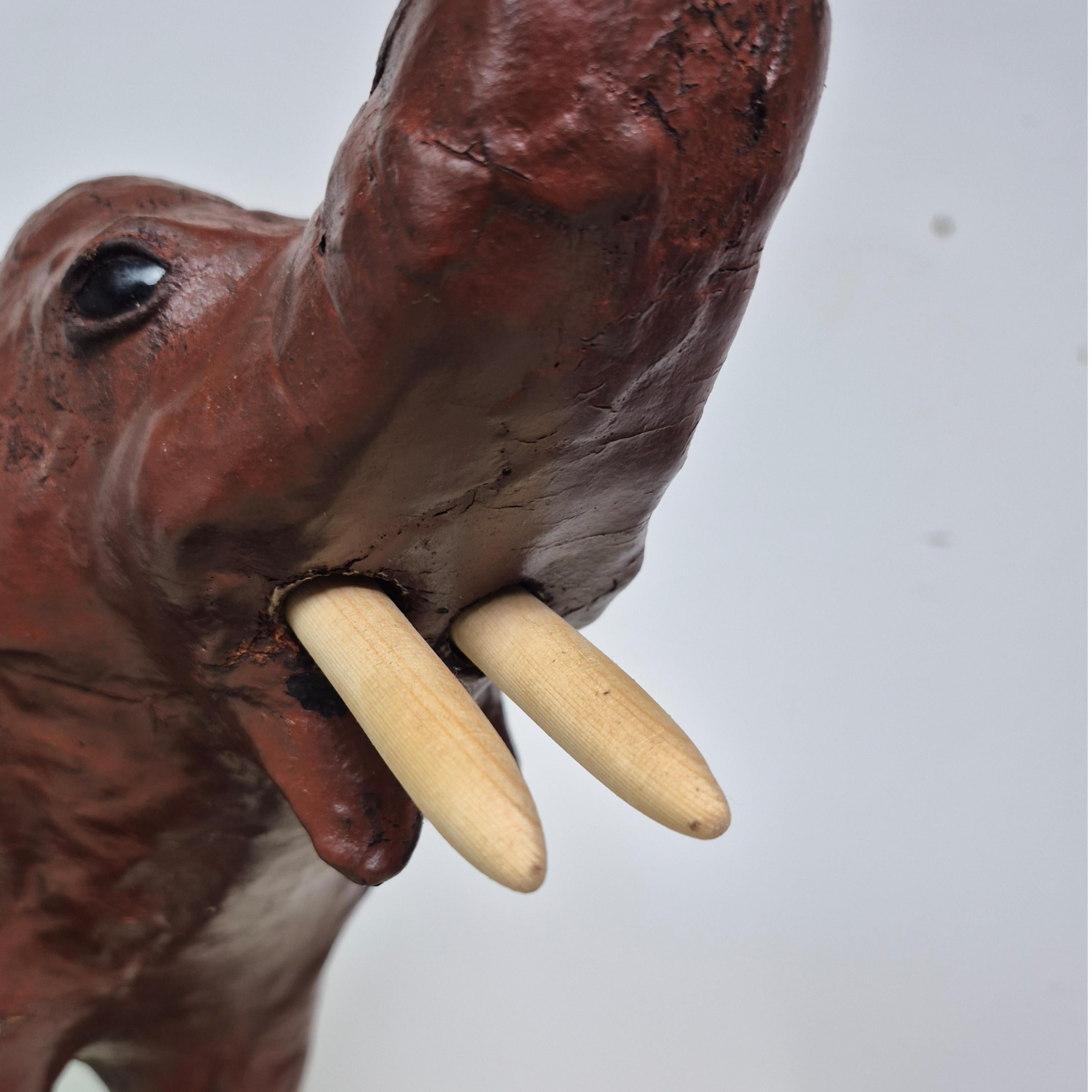 XX secolo Stuffed elephant made from patinated leather, England 1970s in vendita