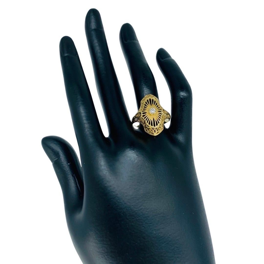 Stuller 0,17 Karat Diamant Cluster Cocktail Ring 14k Gold. Der Ring misst 23,6 mm in der Höhe und hat die Größe 9 (größenveränderbar). Exquisites Design auf der gesamten Vorderseite mit einem zentralen Diamanten im Rundschliff mit einem Gewicht von