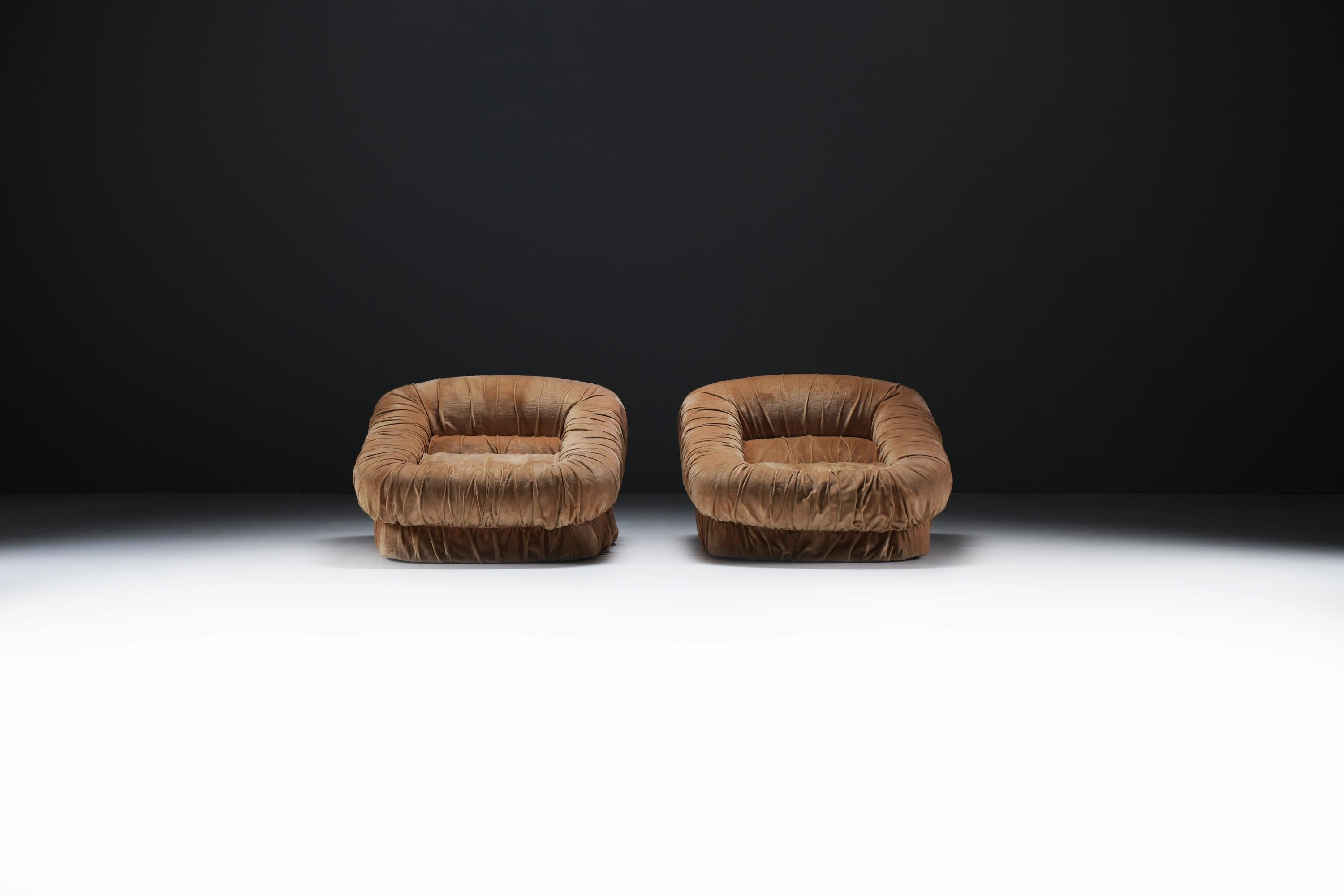 Mid-Century Modern Stunning Vintage Lounge chairs by De Pas D’Urbino Lomazzi for Dall’Oca Italy