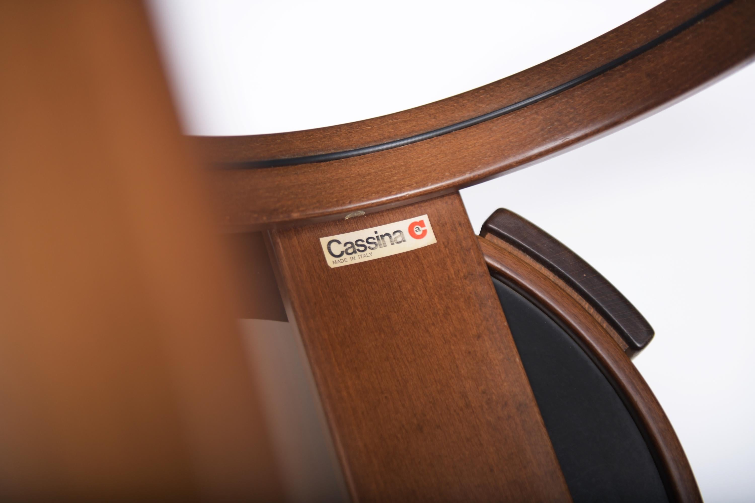 Stunning Nesting tables 780 in walnut by Gianfranco Frattini for Cassina 10