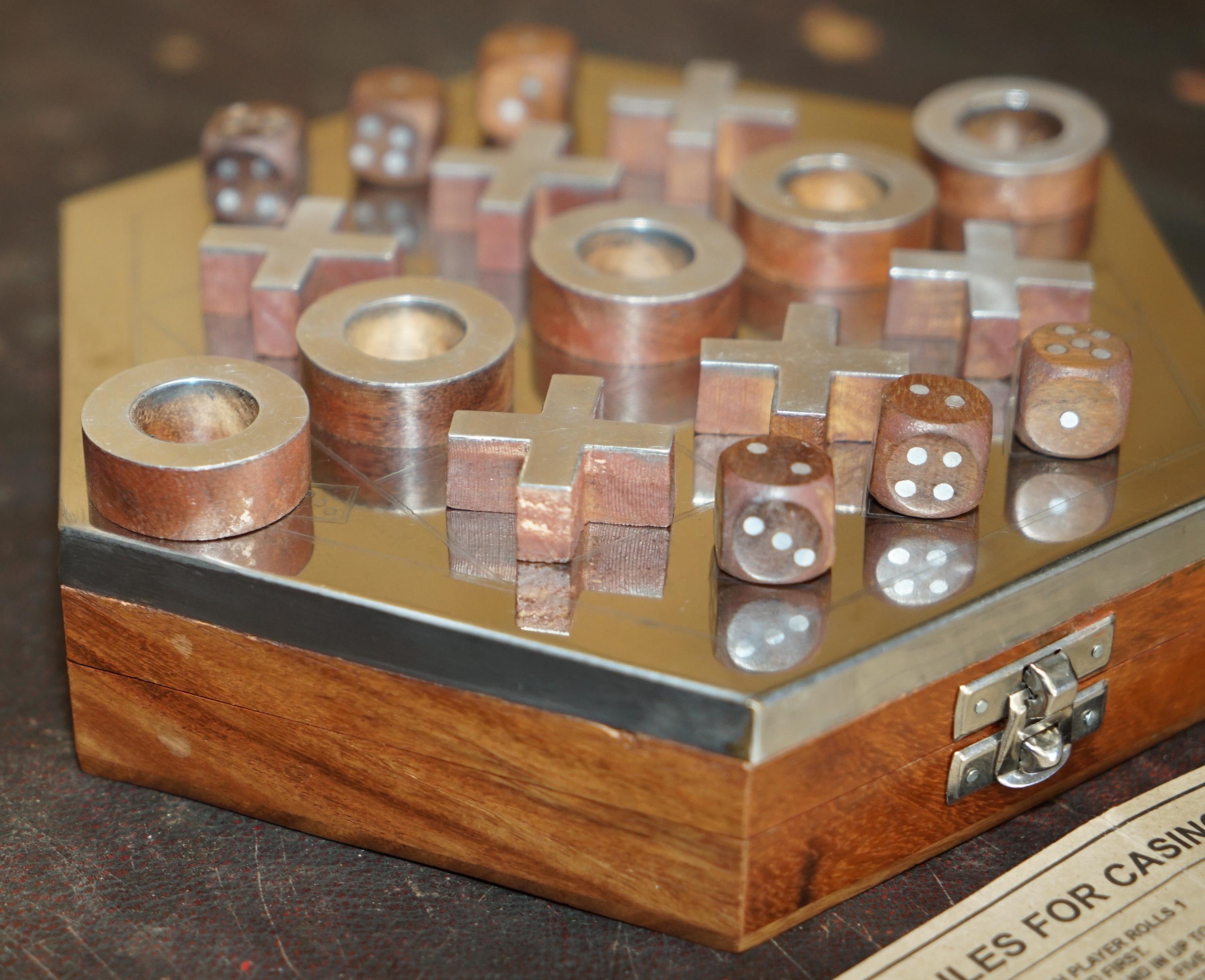 STUNNIiNG VINTAGE CHROME TOPPED NOUGHTS & CROSSES & POKER DICE GAME TIC TAC TOE 5
