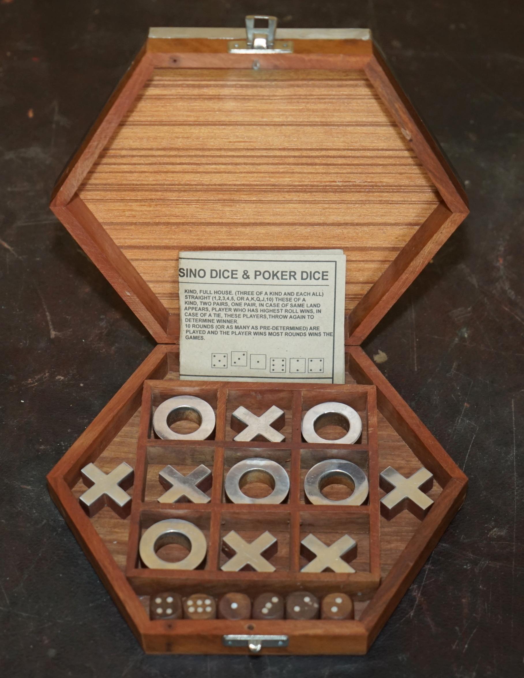 STUNNIiNG VINTAGE CHROME TOPPED NOUGHTS & CROSSES & POKER DICE GAME TIC TAC TOE In Good Condition In West Sussex, Pulborough