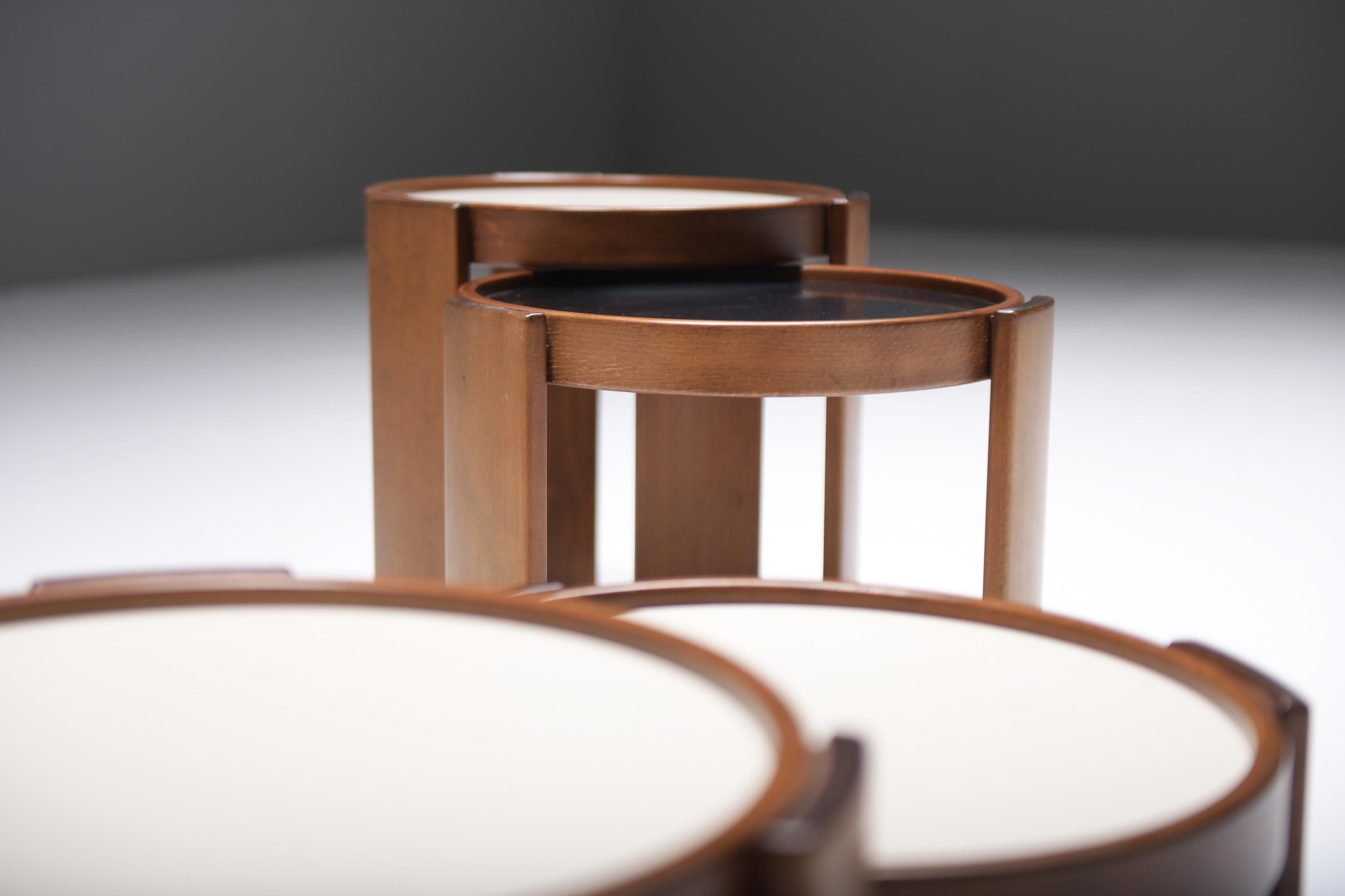 Stunning Nesting tables 780 in walnut by Gianfranco Frattini for Cassina 3