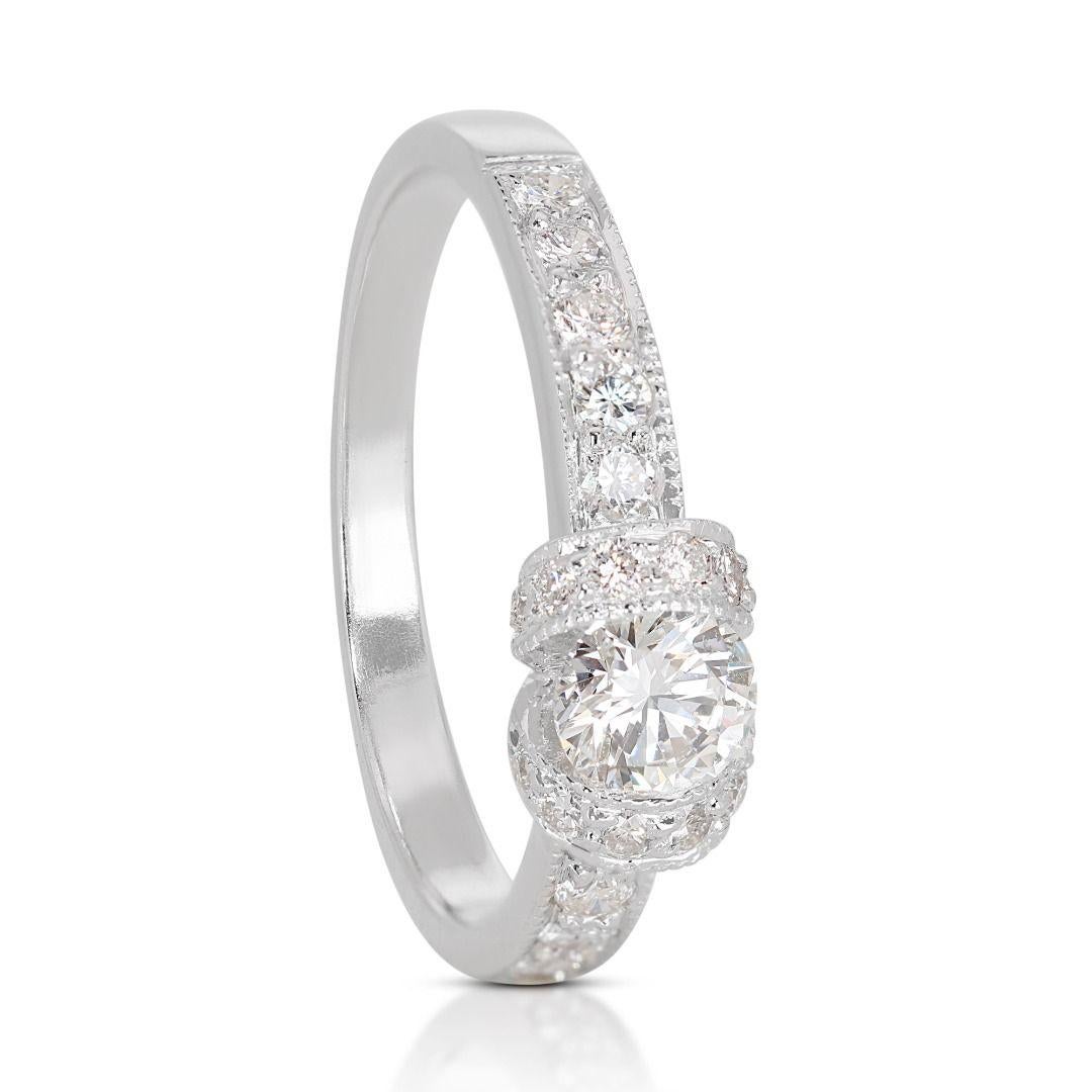Superbe bague en or blanc 18 carats sertie d'un diamant pavé 0,16 carat Neuf - En vente à רמת גן, IL