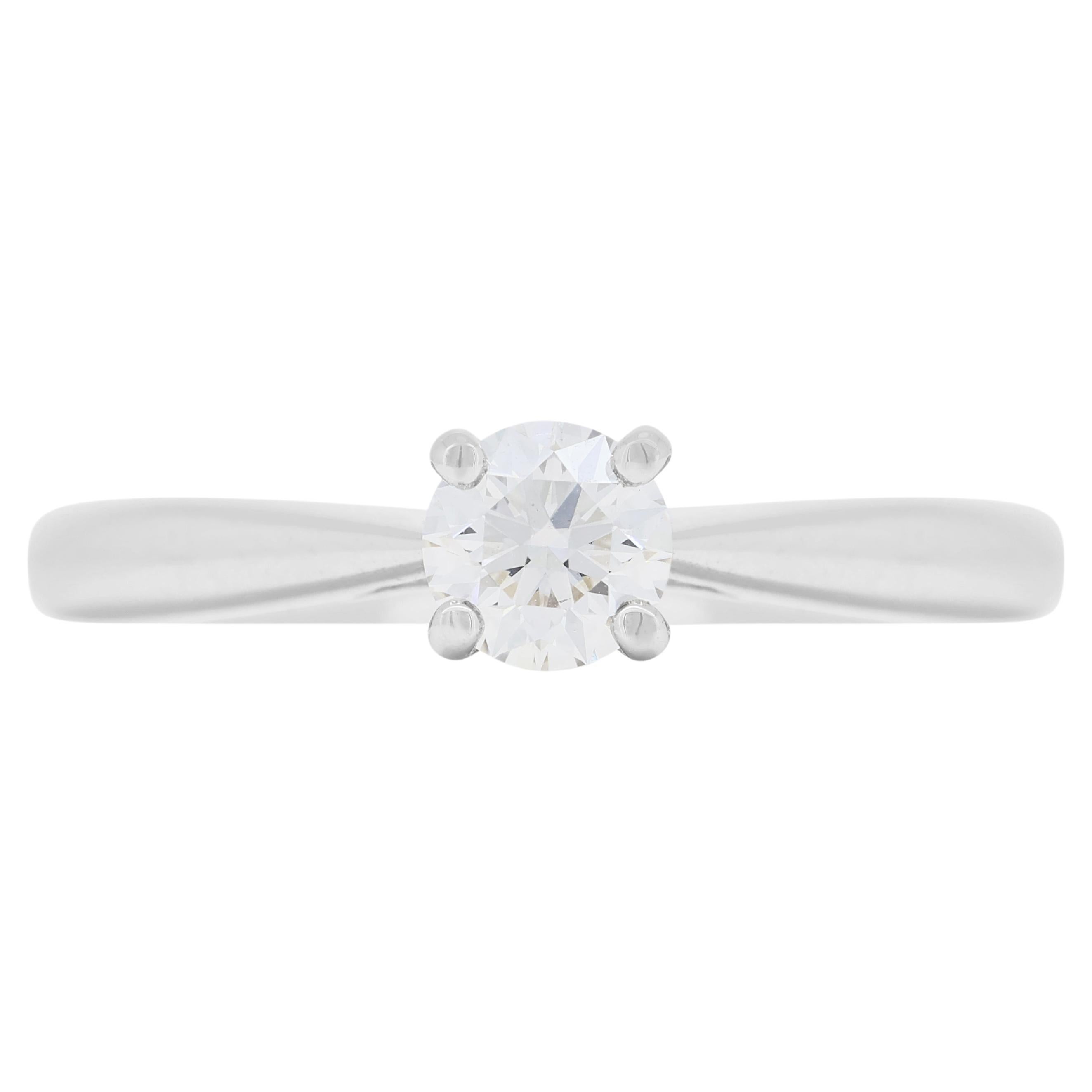 Impresionante Anillo de Diamante Solitario de 0,27 ct en Platino - Certificado GIA