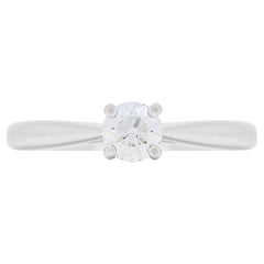 Impresionante Anillo de Diamante Solitario de 0,27 ct en Platino - Certificado GIA