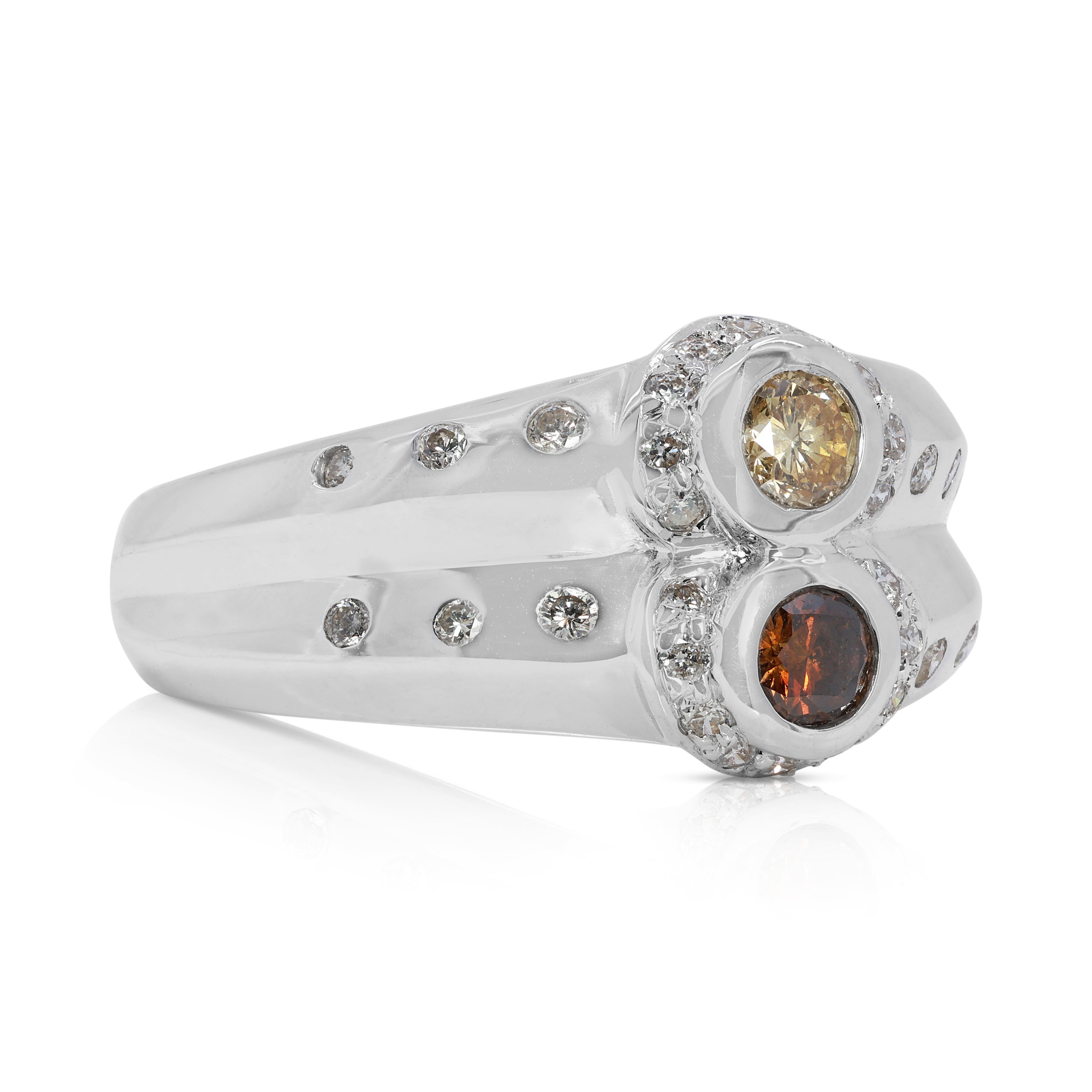 Round Cut Stunning 0.28ct Champagne Round Brilliant Diamond Ring in 18K White Gold For Sale