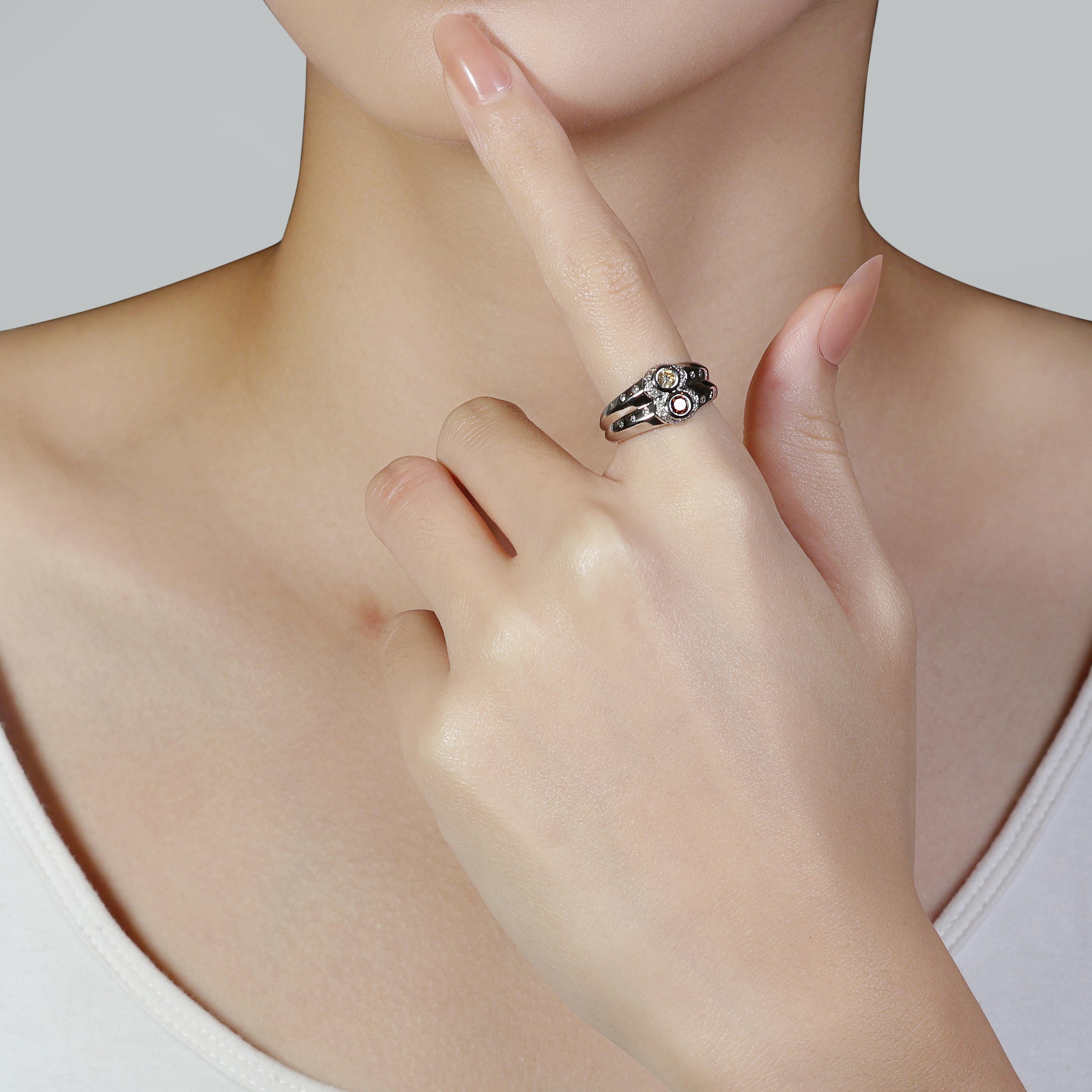 Stunning 0.28ct Champagne Round Brilliant Diamond Ring in 18K White Gold For Sale 2
