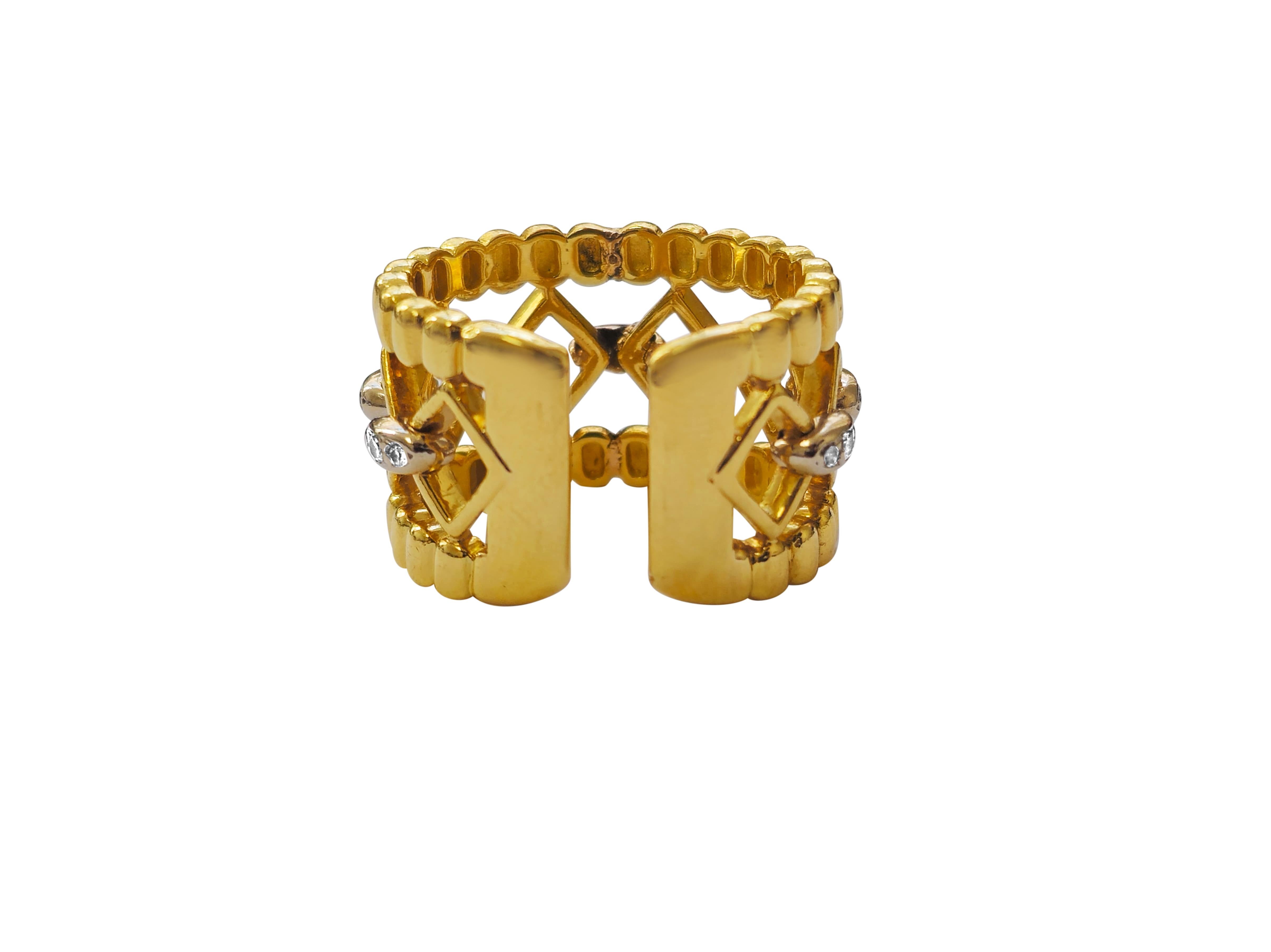 Stunning 0.30ct Diamond Ladies Ring in 18K Yellow Gold In Excellent Condition For Sale In Miami, FL