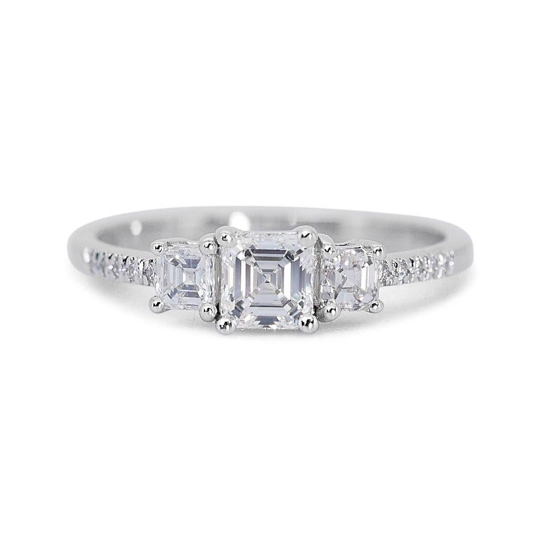 Square Style Diamond Stunning 0.5 Carat Square shape Natural Diamond Ring For Sale at 1stDibs