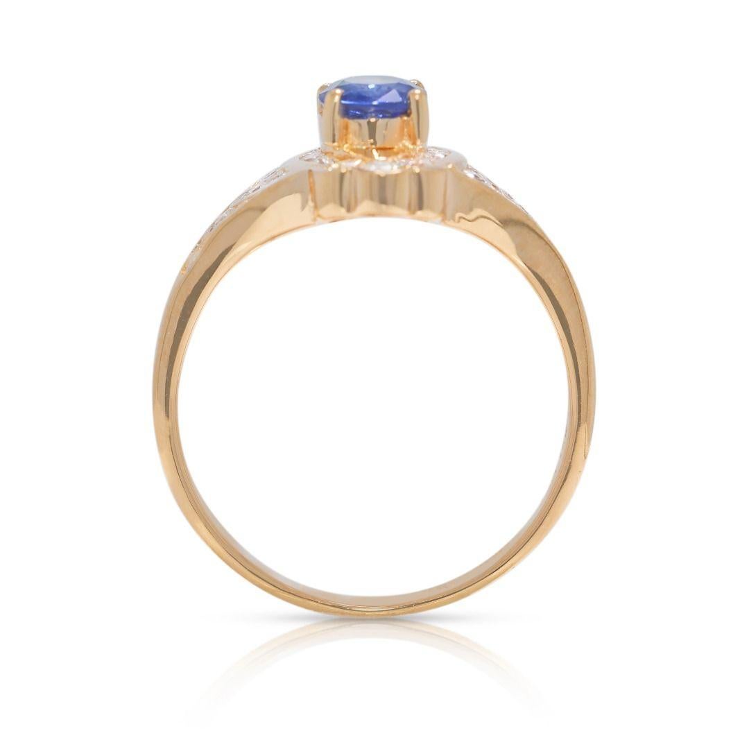 Superbe bague en or jaune 18 carats, saphir 0,62 carat et diamants naturels en vente 2