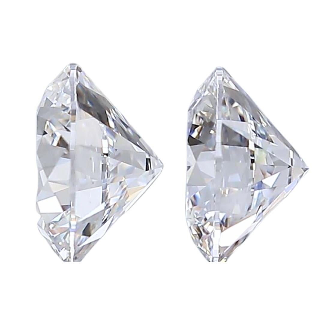 Women's Stunning 0.80ct Ideal Cut Pair of Diamonds - GIA Certified For Sale