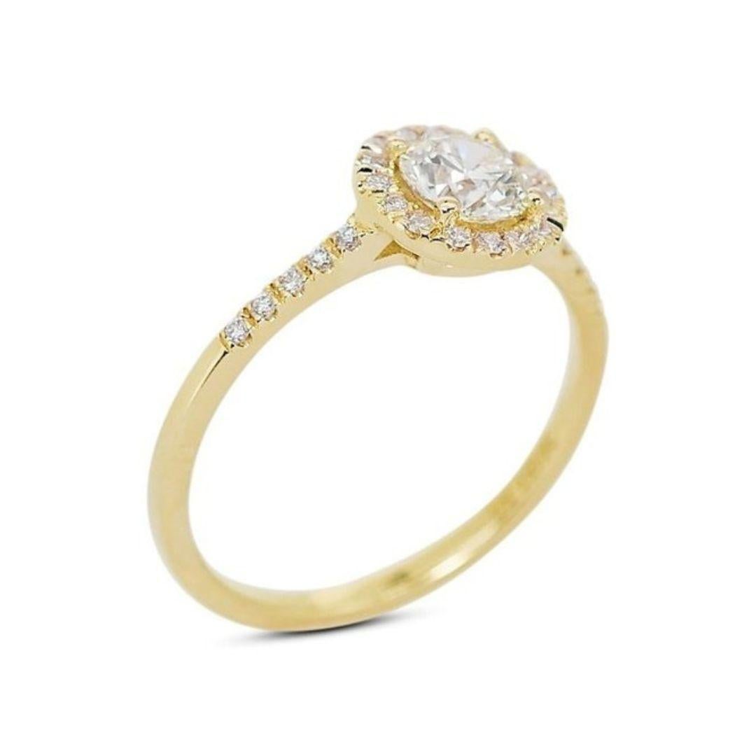 Round Cut Stunning 0.95ct Triple Excellent Ideal Cut Diamonds Halo Ring in 18k Yellow Gold