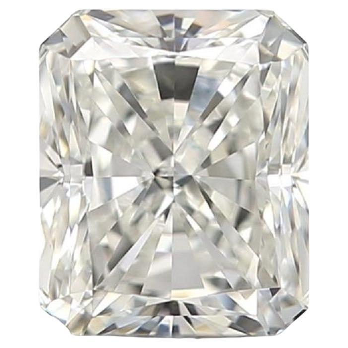 Stunning 1 Pc Natural Diamonds with 0.70 Ct Radiant H VS1 GIA Certificate For Sale