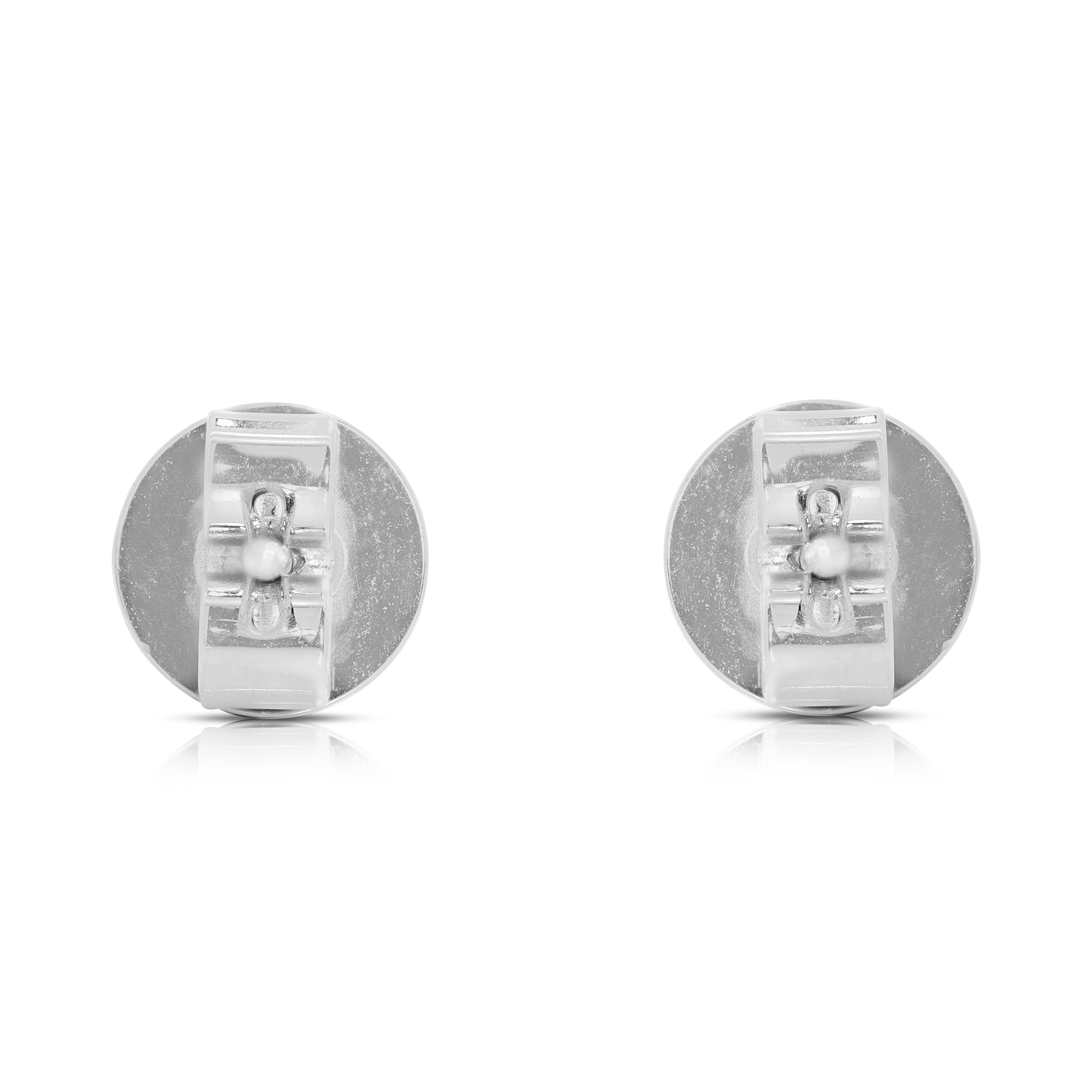 Clous d'oreilles en or blanc 18 carats avec diamants naturels de 1,00 carat en vente 1