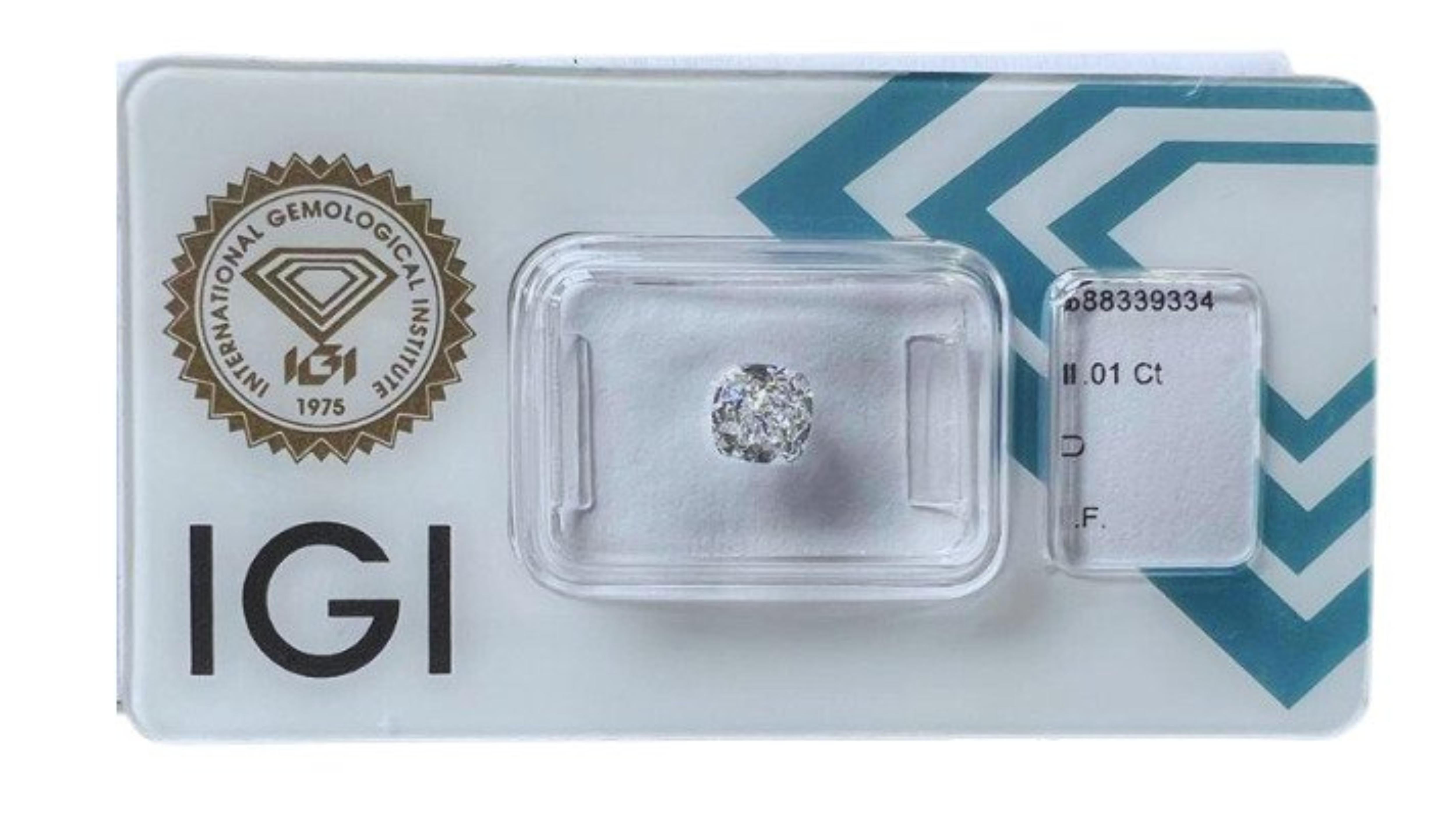 Superbe diamant naturel coussin carré de 1,01 carat en vente 3