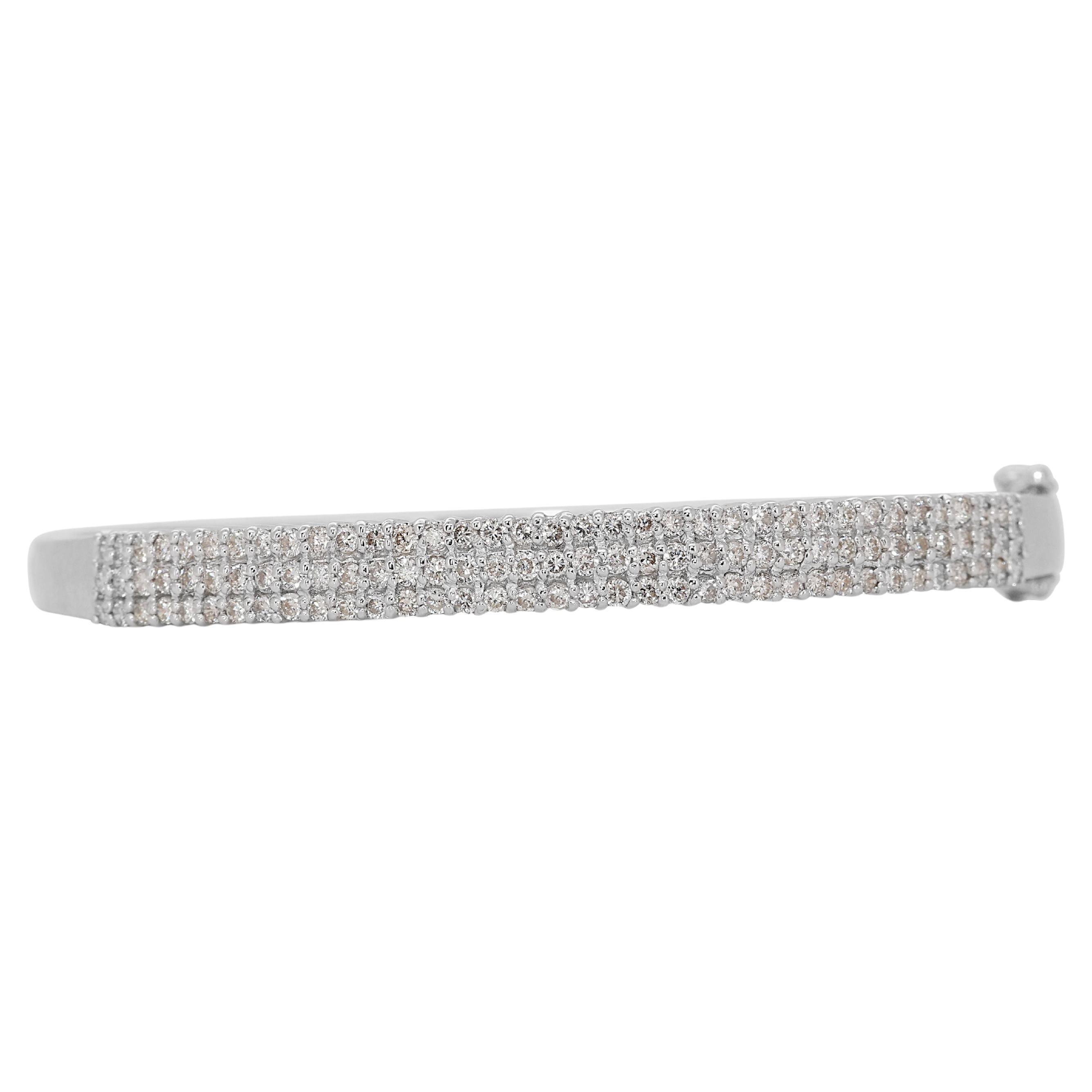 Superbe bracelet jonc en or blanc 18 carats avec diamants naturels ronds brillants de 1,08 carat