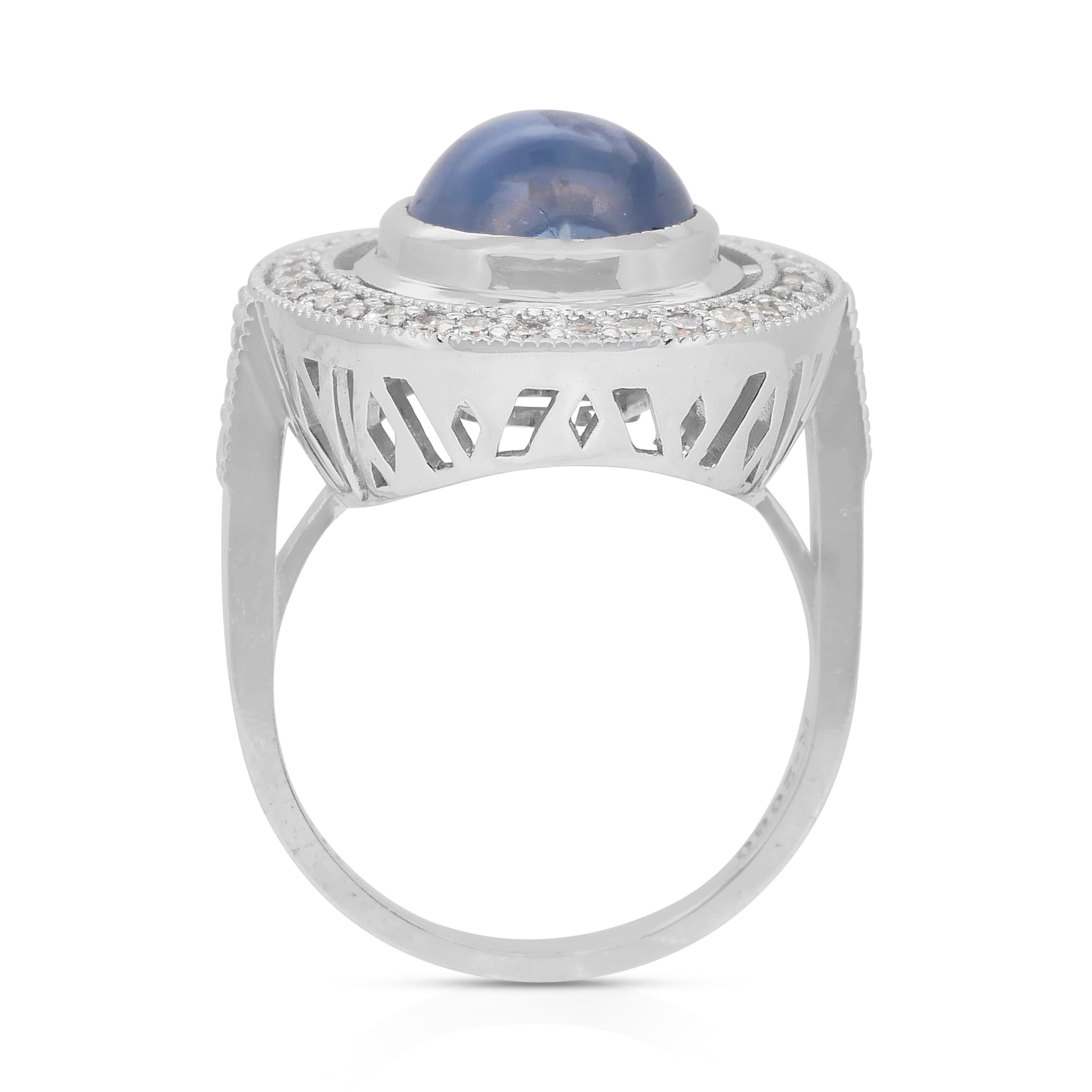 Superbe bague cocktail en or blanc 18 carats, saphir étoilé 10,92 carats et diamants en vente 4