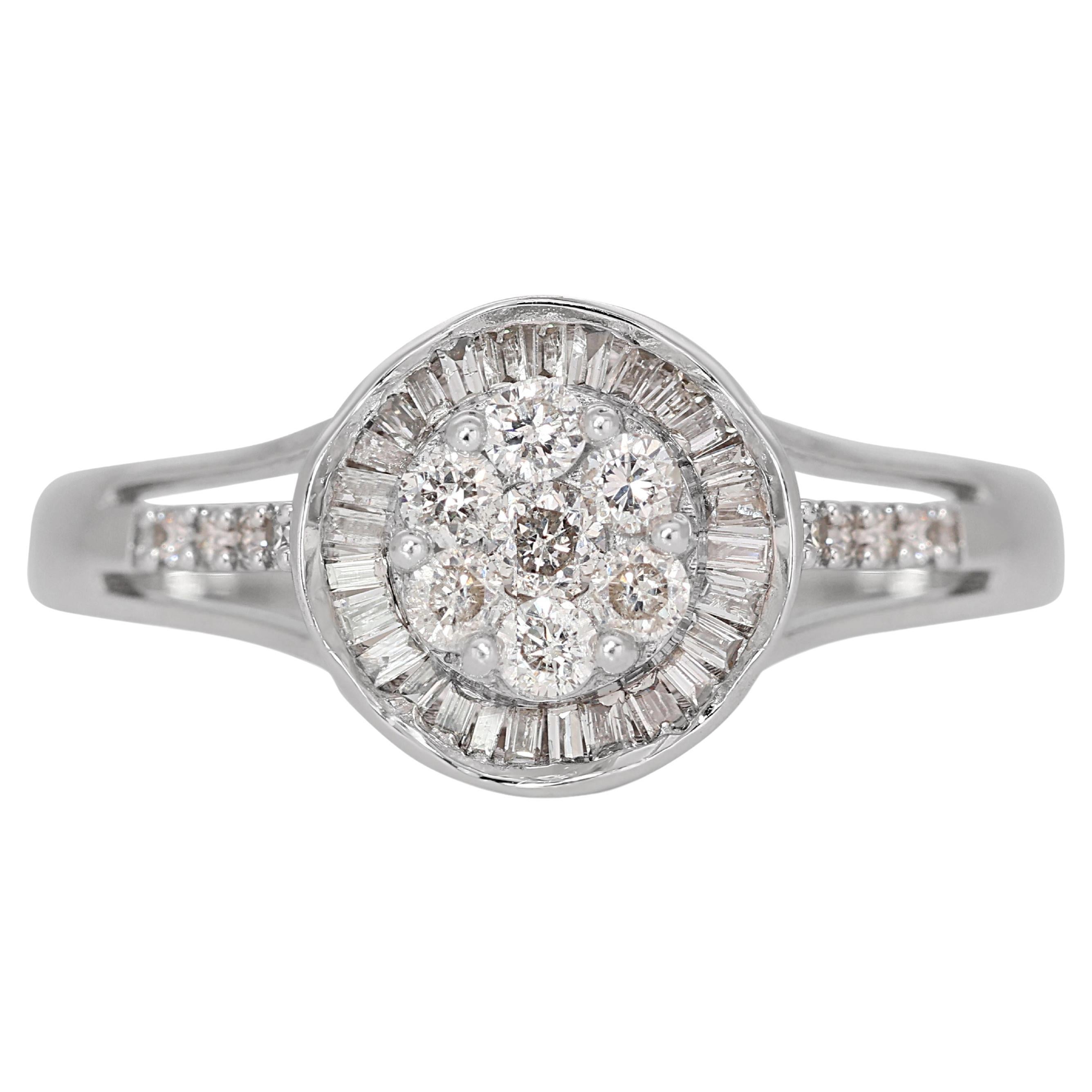 Stunning 10k White Gold Ring with 0.415 Carat Natural Diamonds For Sale