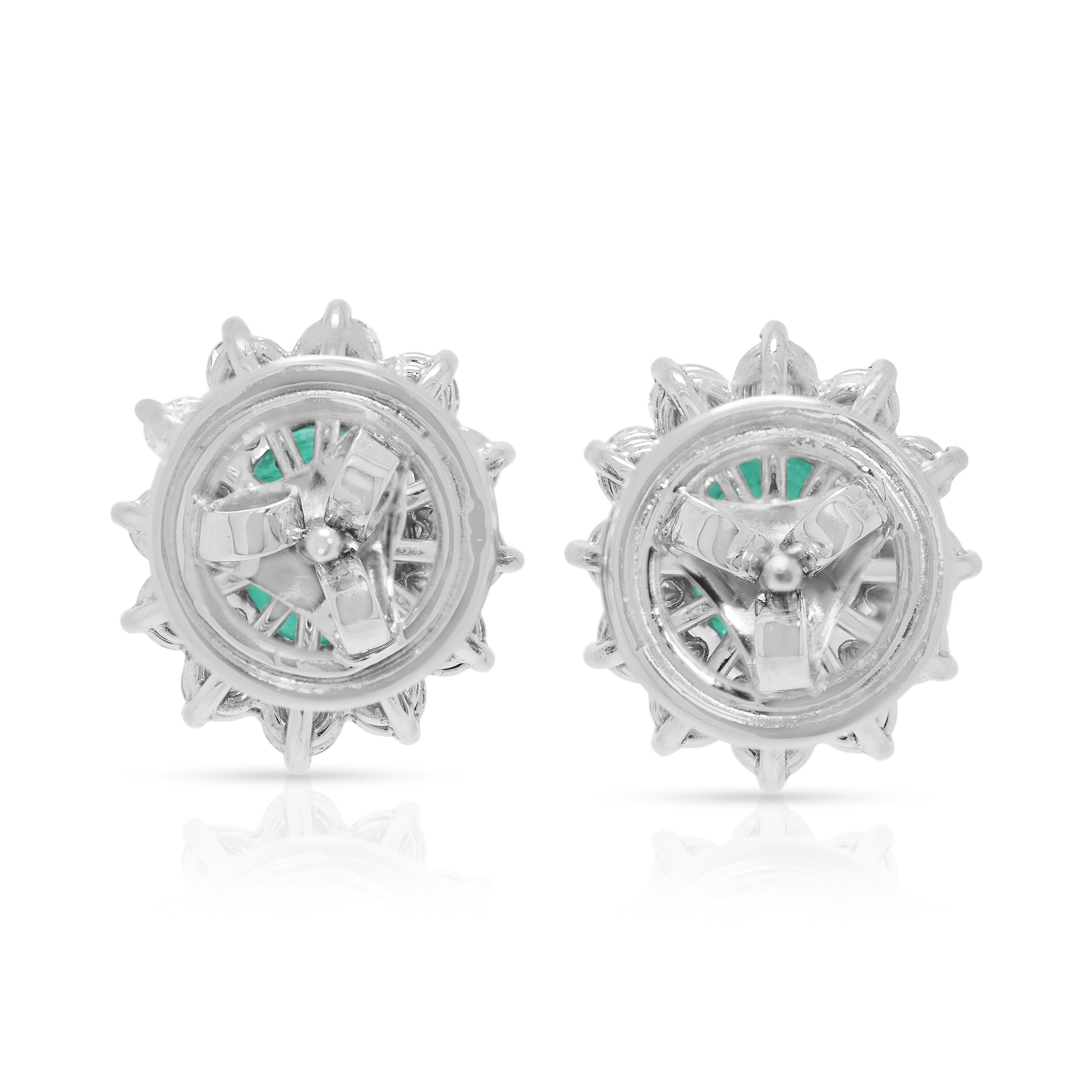 Stunning 11.40ct Emerald & Diamonds Cluster Stud Earrings in 18K White Gold For Sale 1