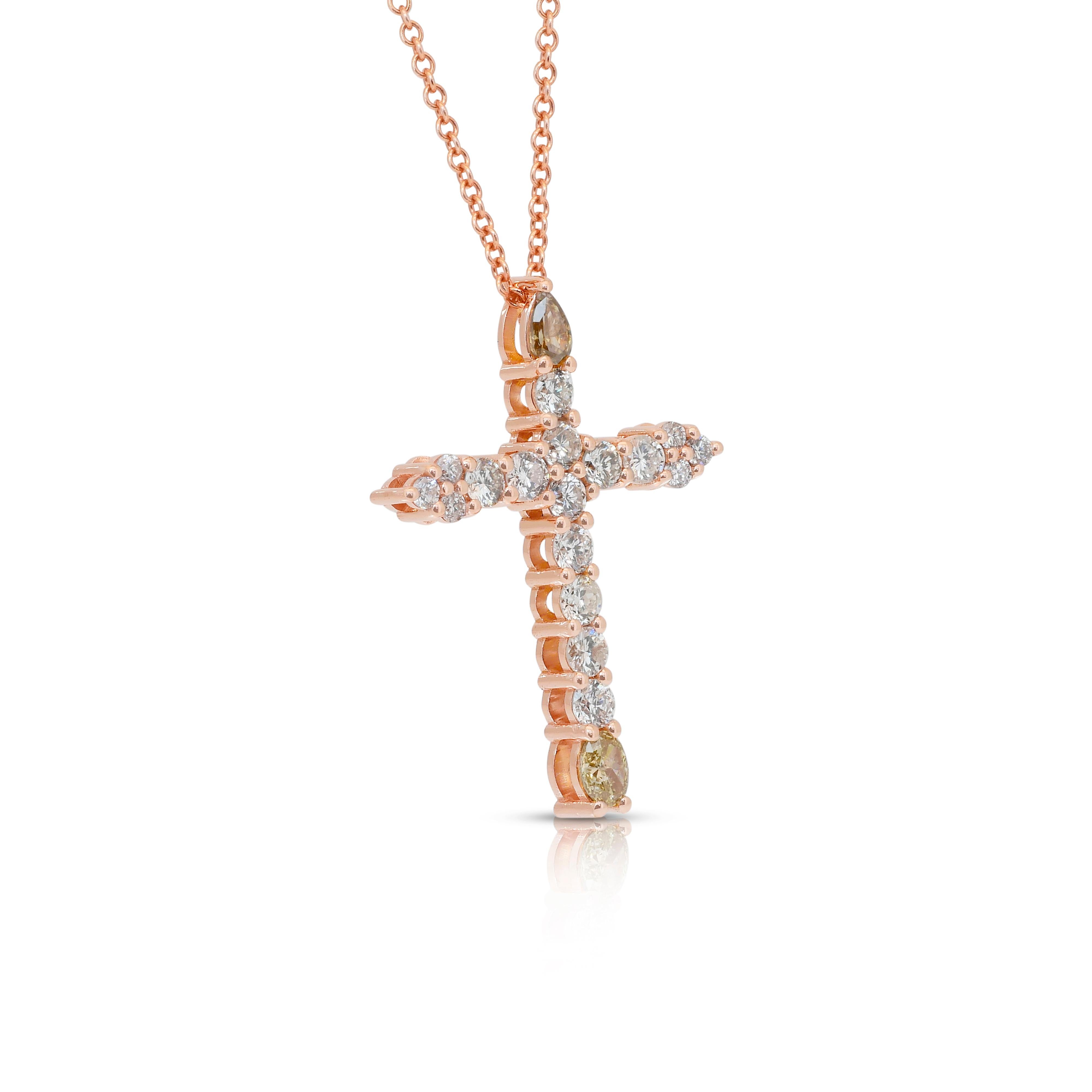 Impresionante Collar de Diamantes de 1.20ct con Colgante de Cruz en Oro Rosa de 14k Corte redondo en venta