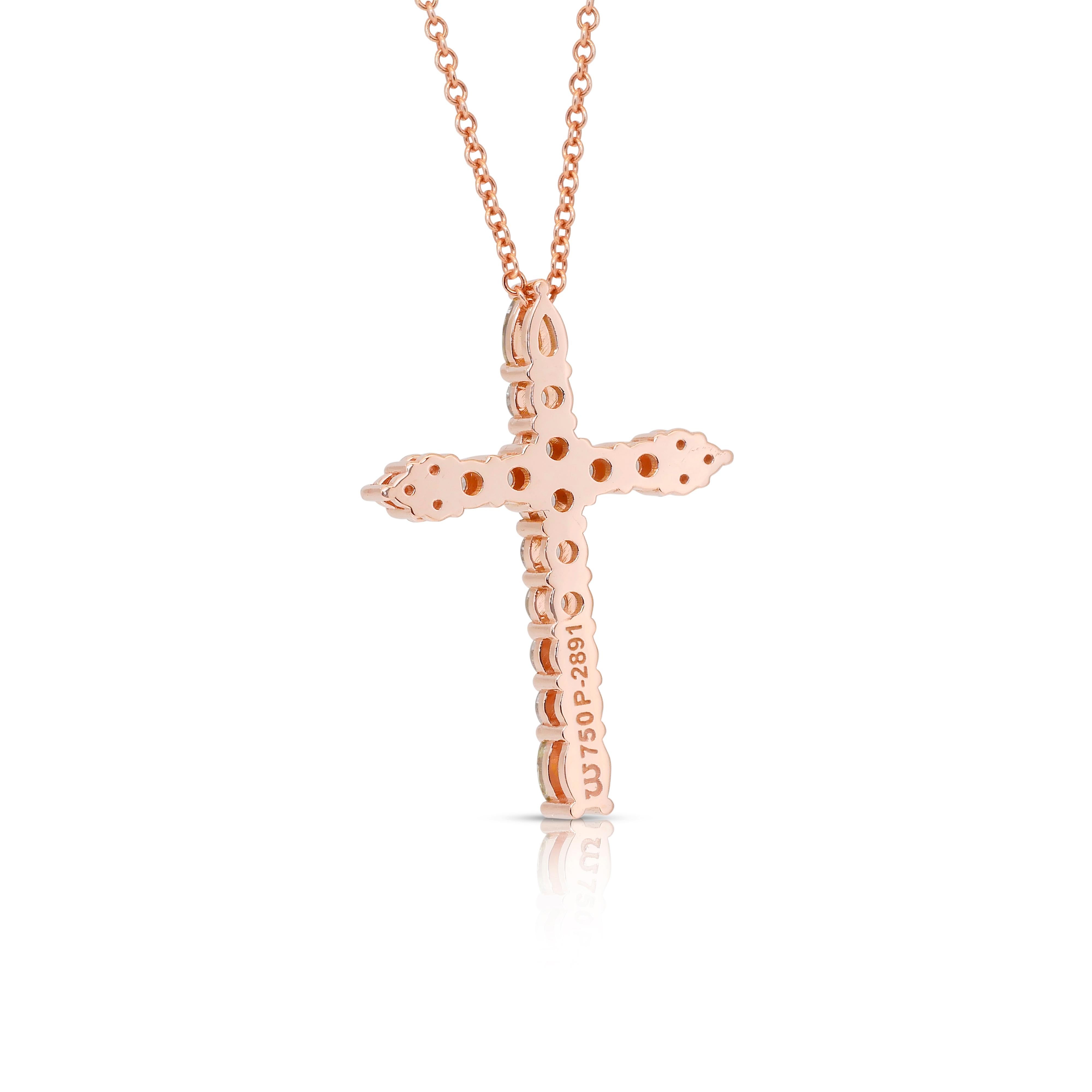 Impresionante Collar de Diamantes de 1.20ct con Colgante de Cruz en Oro Rosa de 14k en venta 3