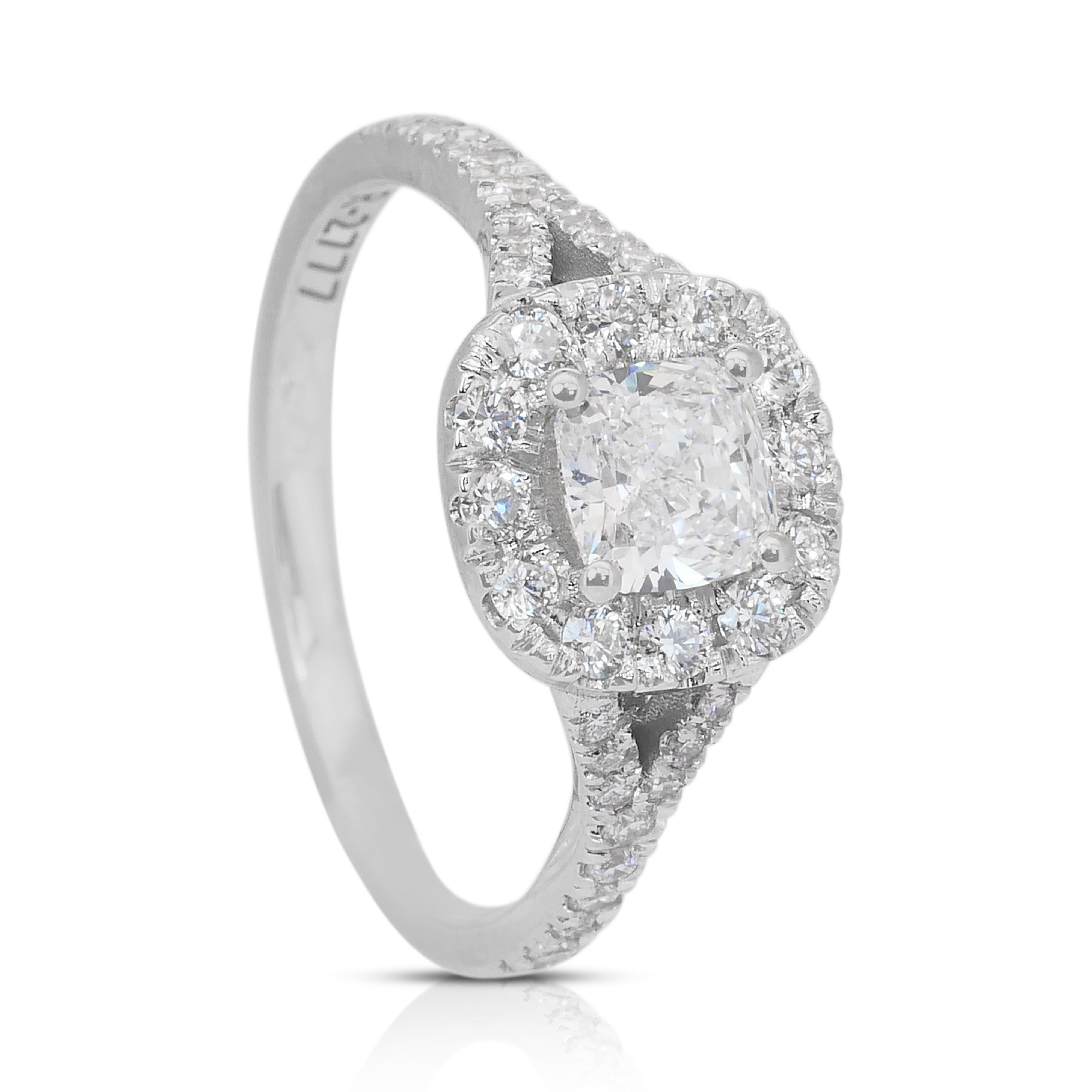 Stupendo anello aureolato con diamanti doppio taglio ideale eccellente da 1,23 carati in oro bianco 18 carati in vendita 3