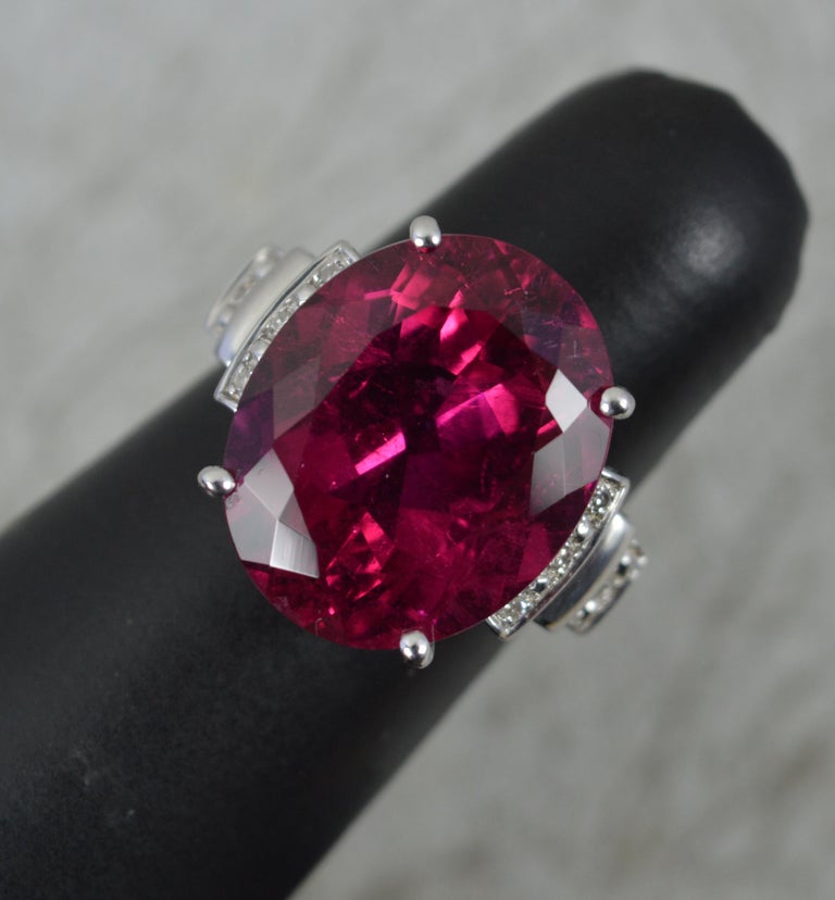 Stunning 12ct Pink Tourmaline and Diamond 14ct White Gold Statement Ring For Sale 6