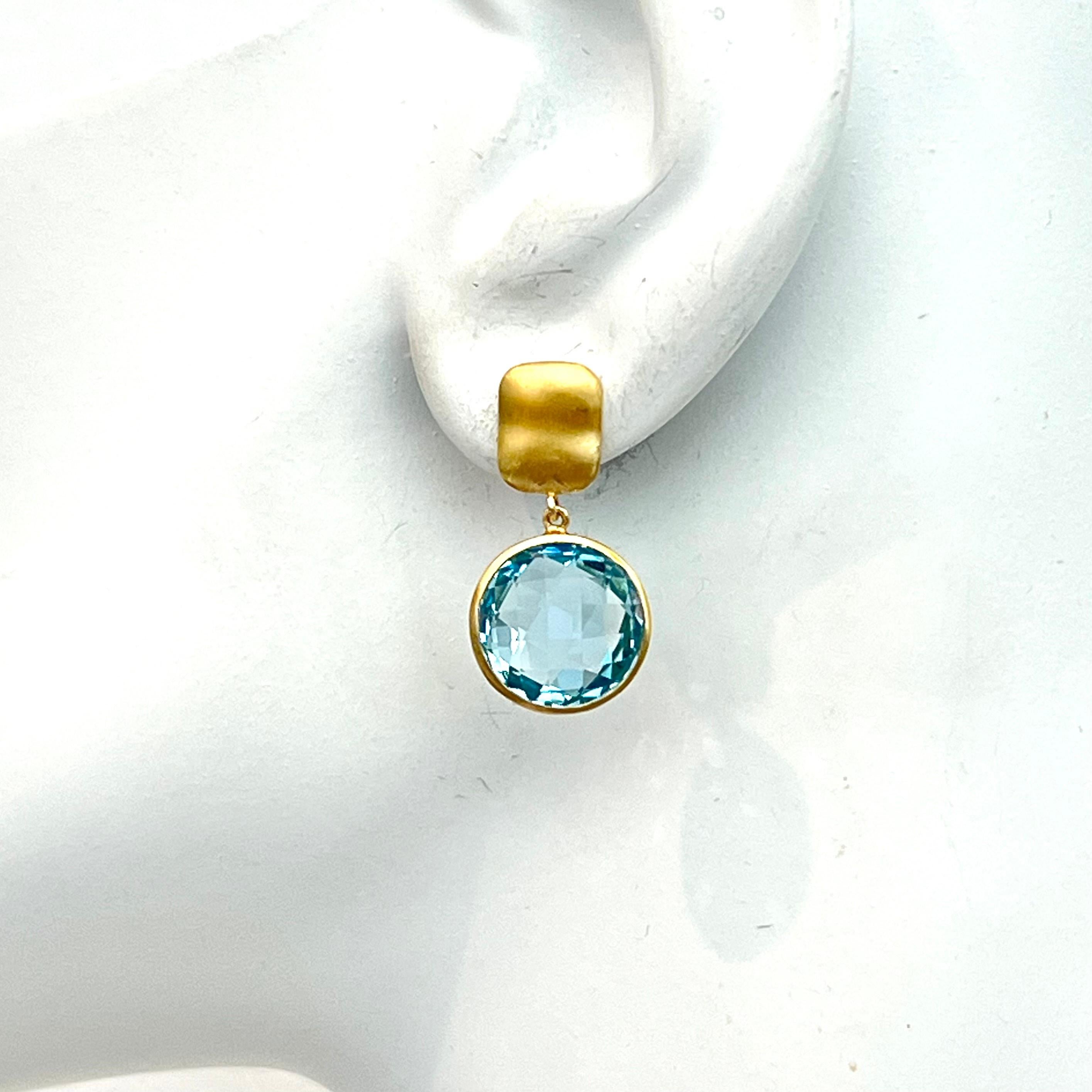 Stunning 12ct Round Briolette Cut Blue Topaz Drop Earrings In New Condition In Los Angeles, CA