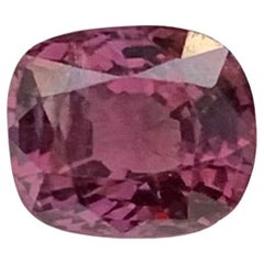 Magnifique spinelle rose marron vif de 1,30 carat provenant d'une mine du Myanmar