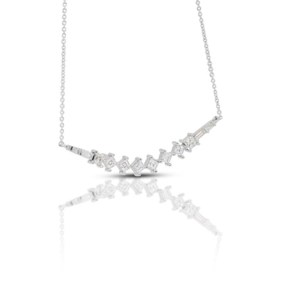 Stunning 1.35 Carat Diamond Necklace in 18K White Gold For Sale 1