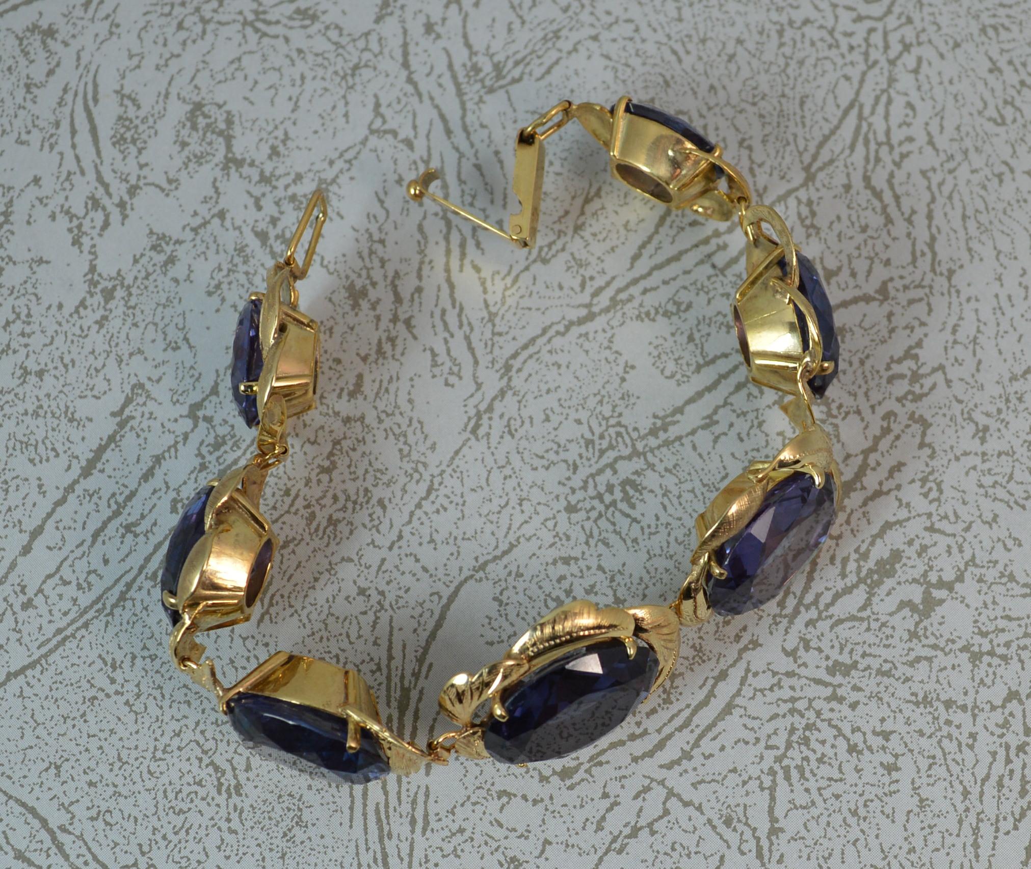 Retro Stunning 14 Carat Gold and Alexandrite Bracelet