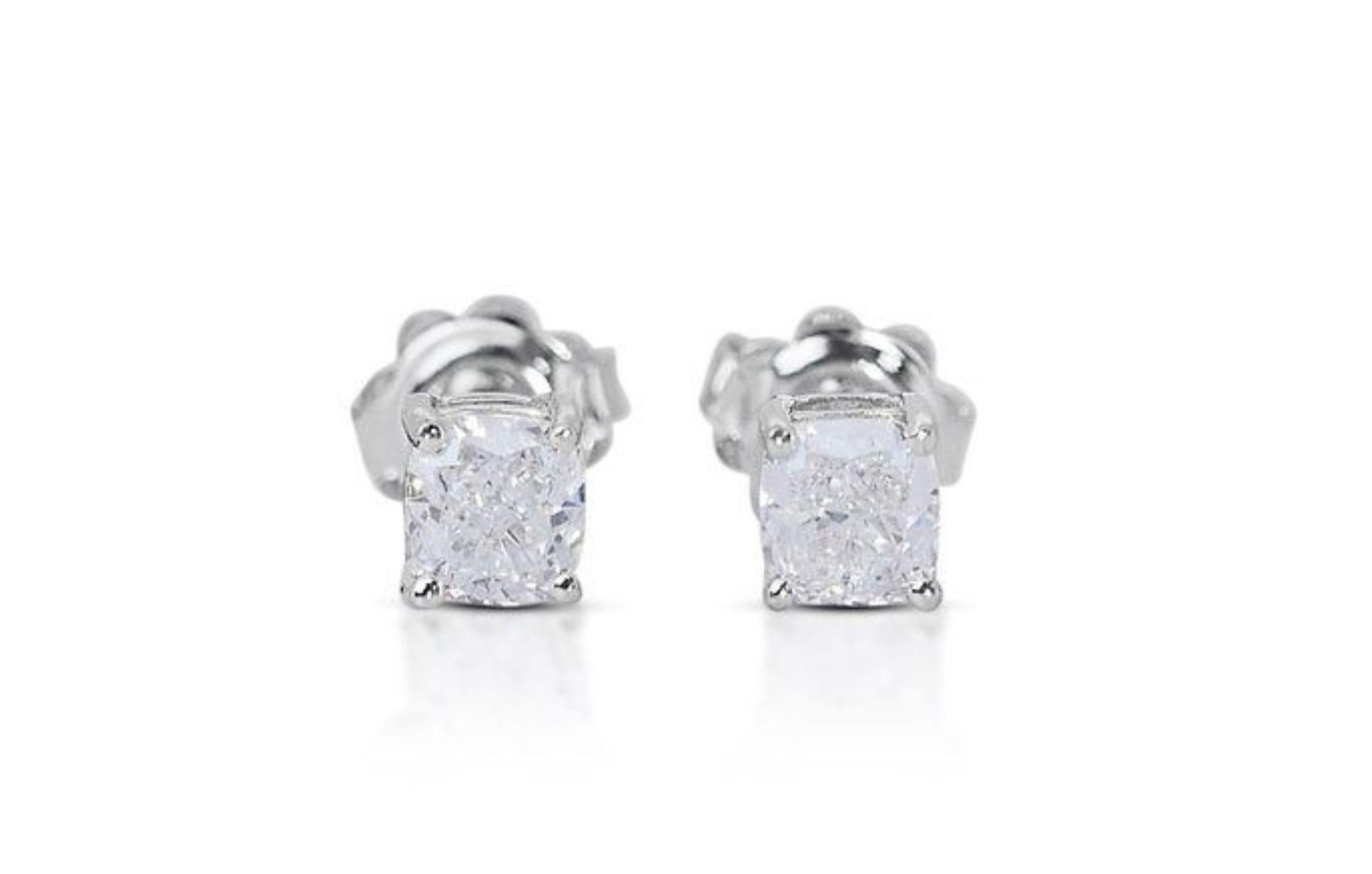Stunning 1.40ct Cushion Modified Diamond Earrings set in 18K White Gold For Sale 2