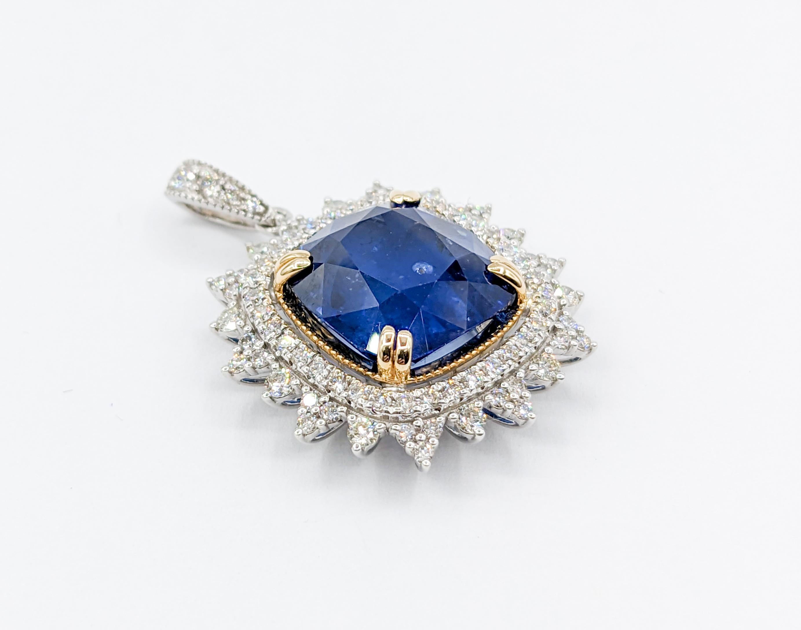 Women's Stunning 14.2ct Sapphire Pendant with Diamond Halo in 14kt White Gold For Sale