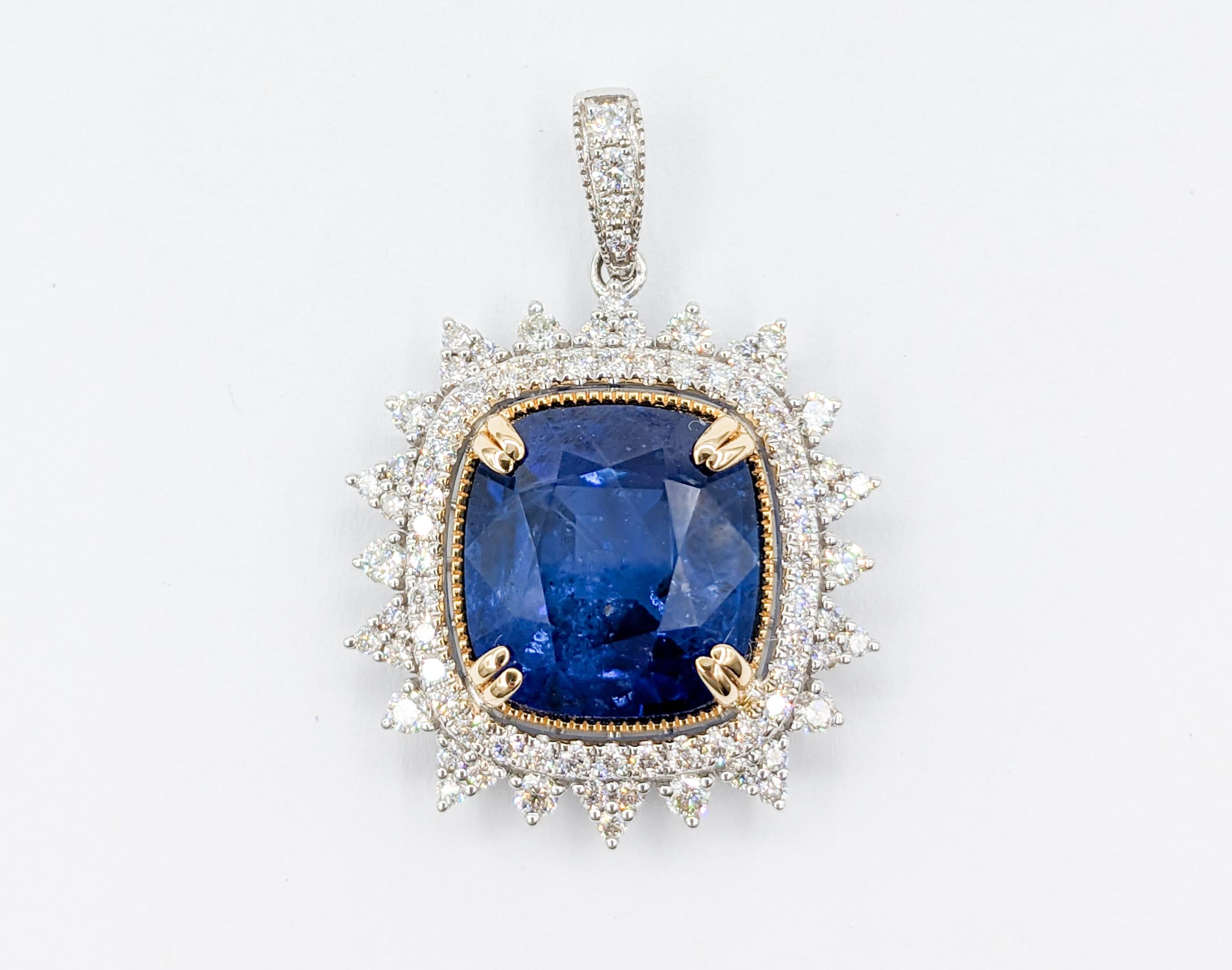 Stunning 14.2ct Sapphire Pendant with Diamond Halo in 14kt White Gold For Sale 2