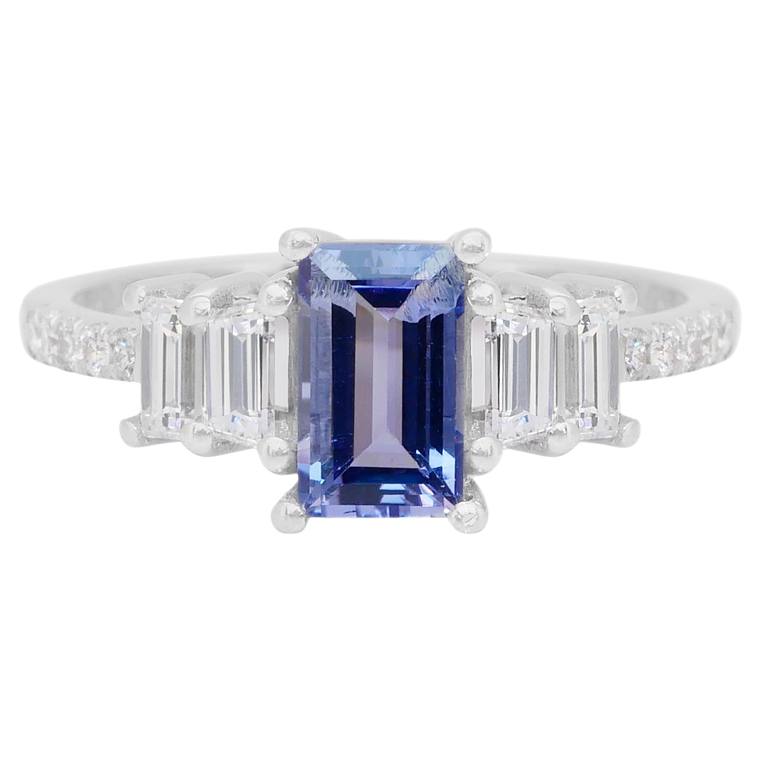 Impresionante anillo con pavé de tanzanita y diamantes de 1,43 ct en oro blanco de 18k en venta