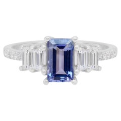 Impresionante anillo con pavé de tanzanita y diamantes de 1,43 ct en oro blanco de 18k