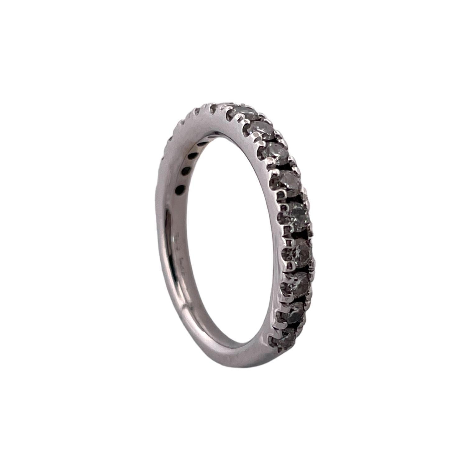 Women's or Men's Stunning 14K White Gold Diamond Band For Sale