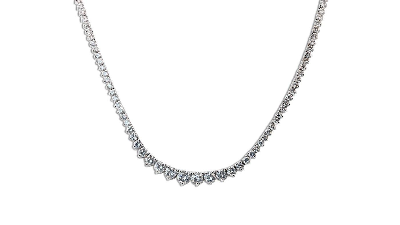 A luxurious necklace with dazzling 6 carat 119 round brilliant diamonds. The jewelry is made of 14K White Gold with a high quality polish. It comes with an IGI certificate and a fancy jewelry box.

119 diamonds main stones of 6 carat
cut: round